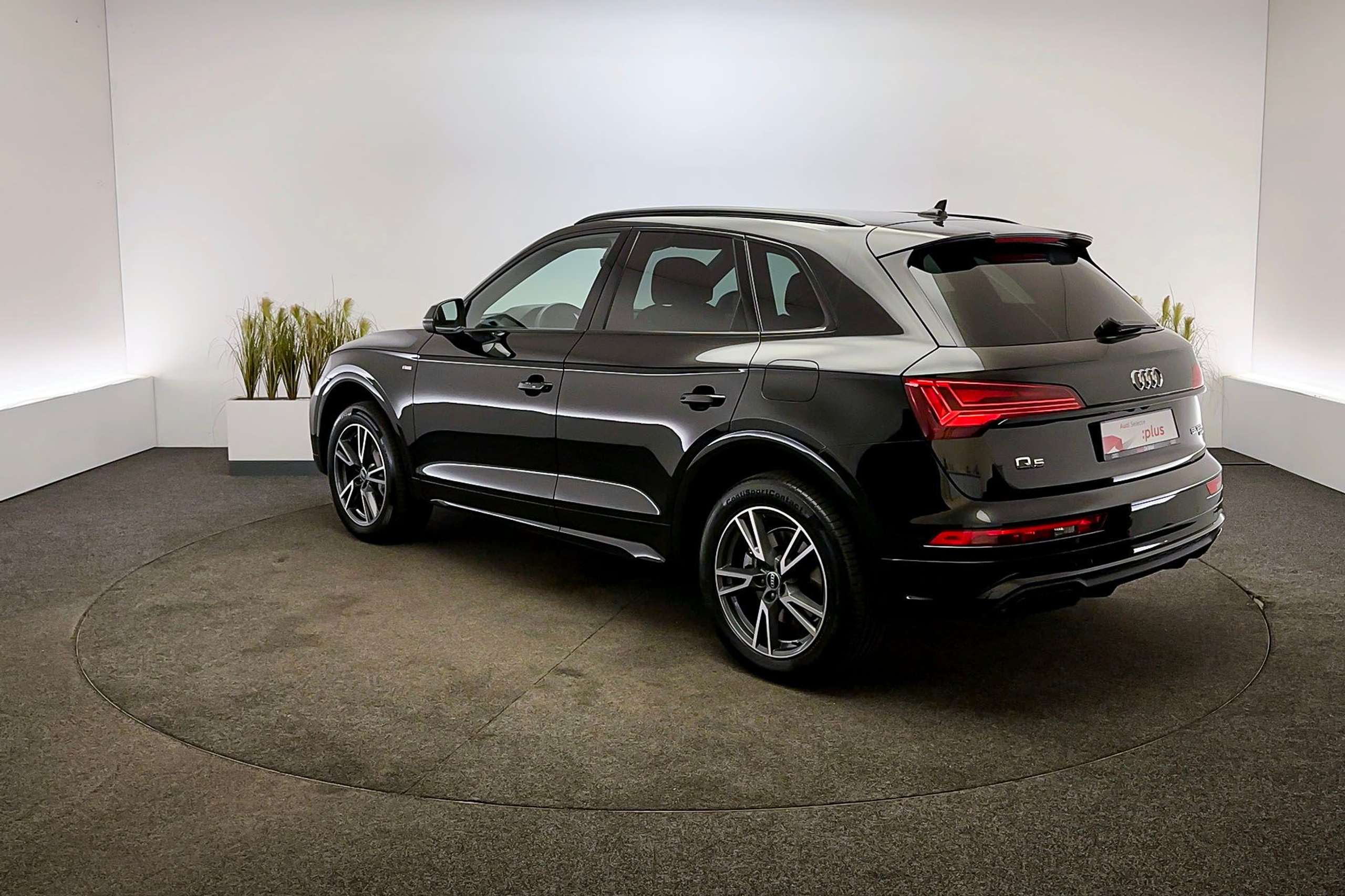 Audi - Q5