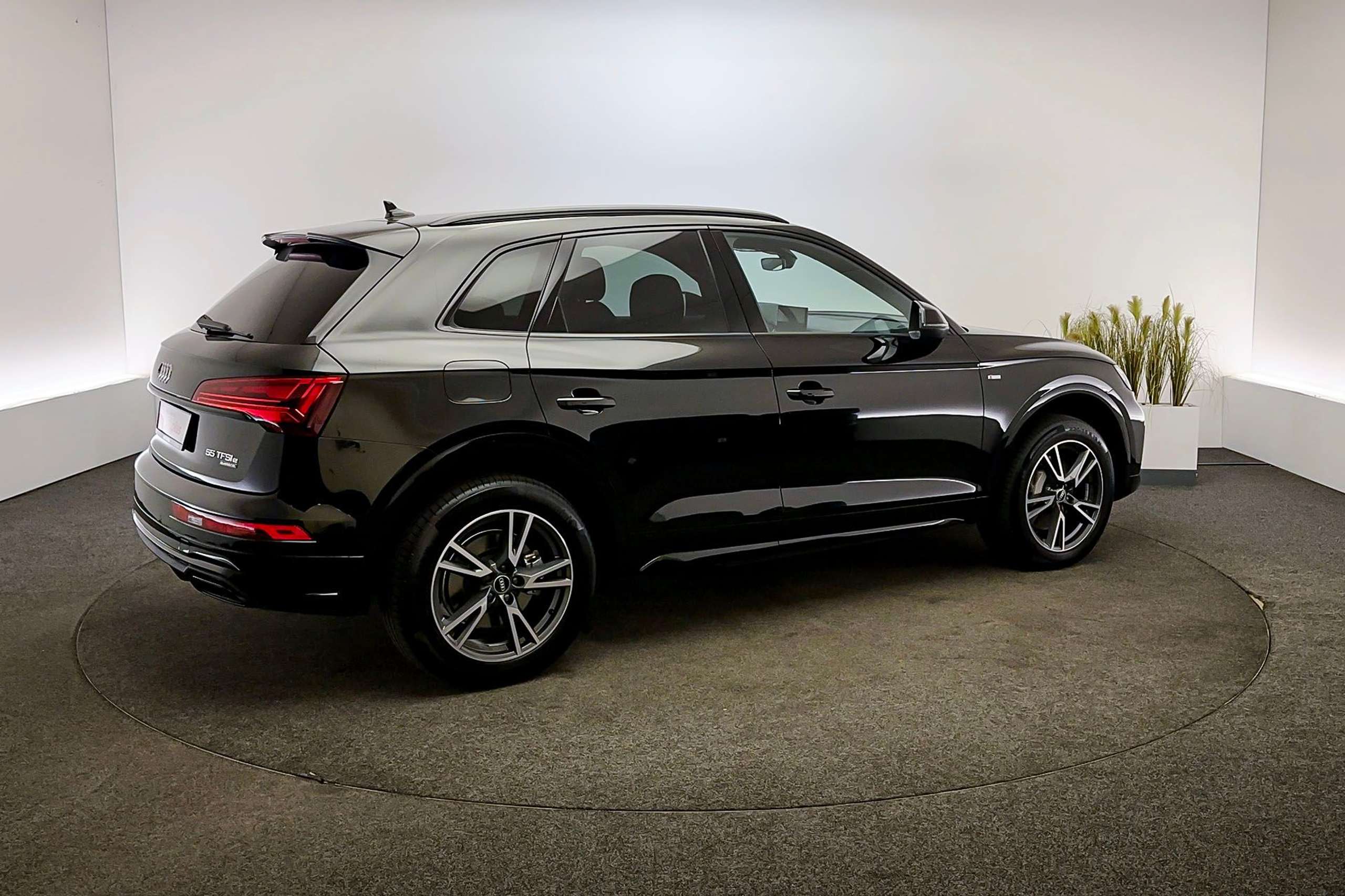 Audi - Q5