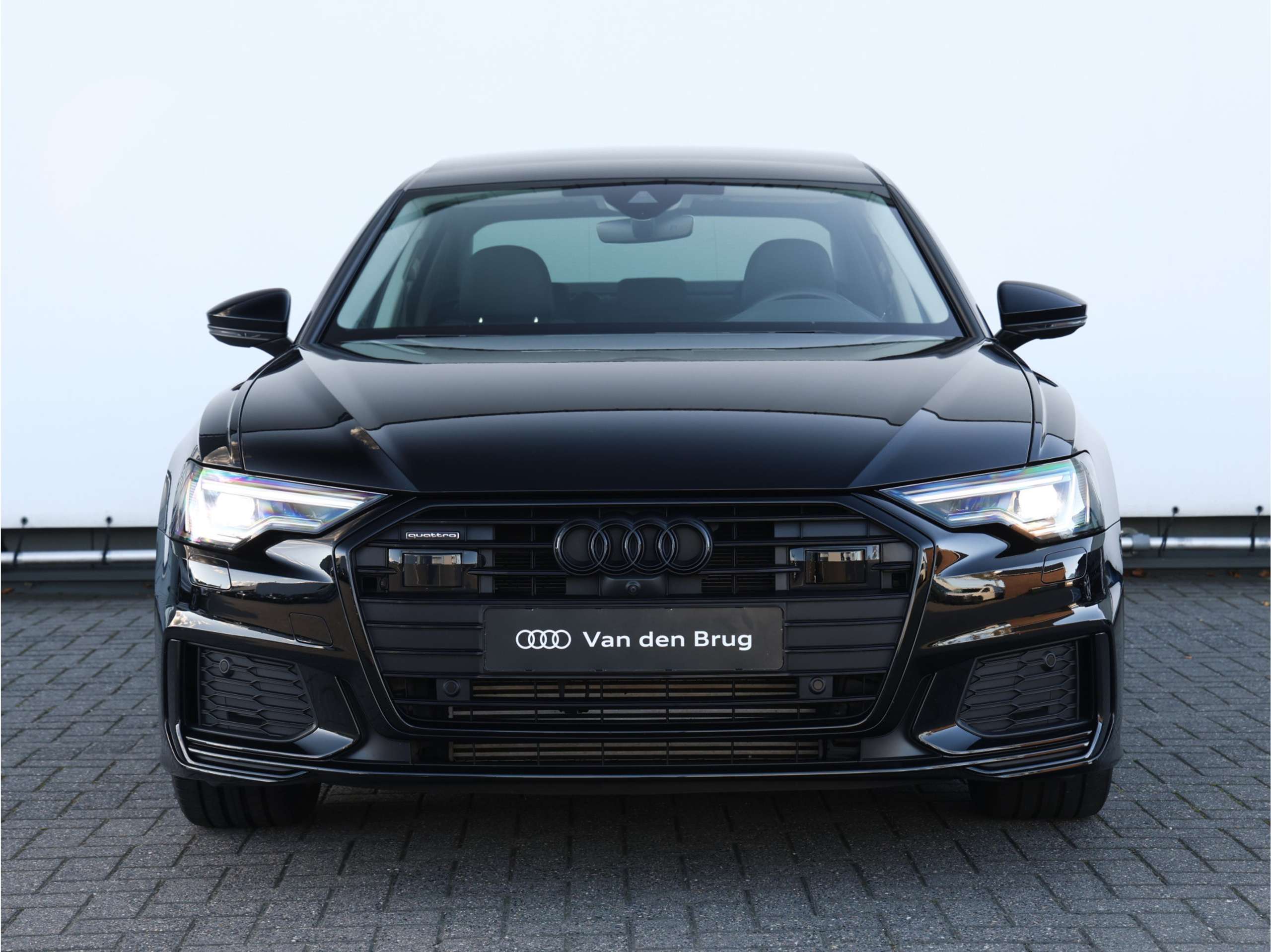 Audi - A6