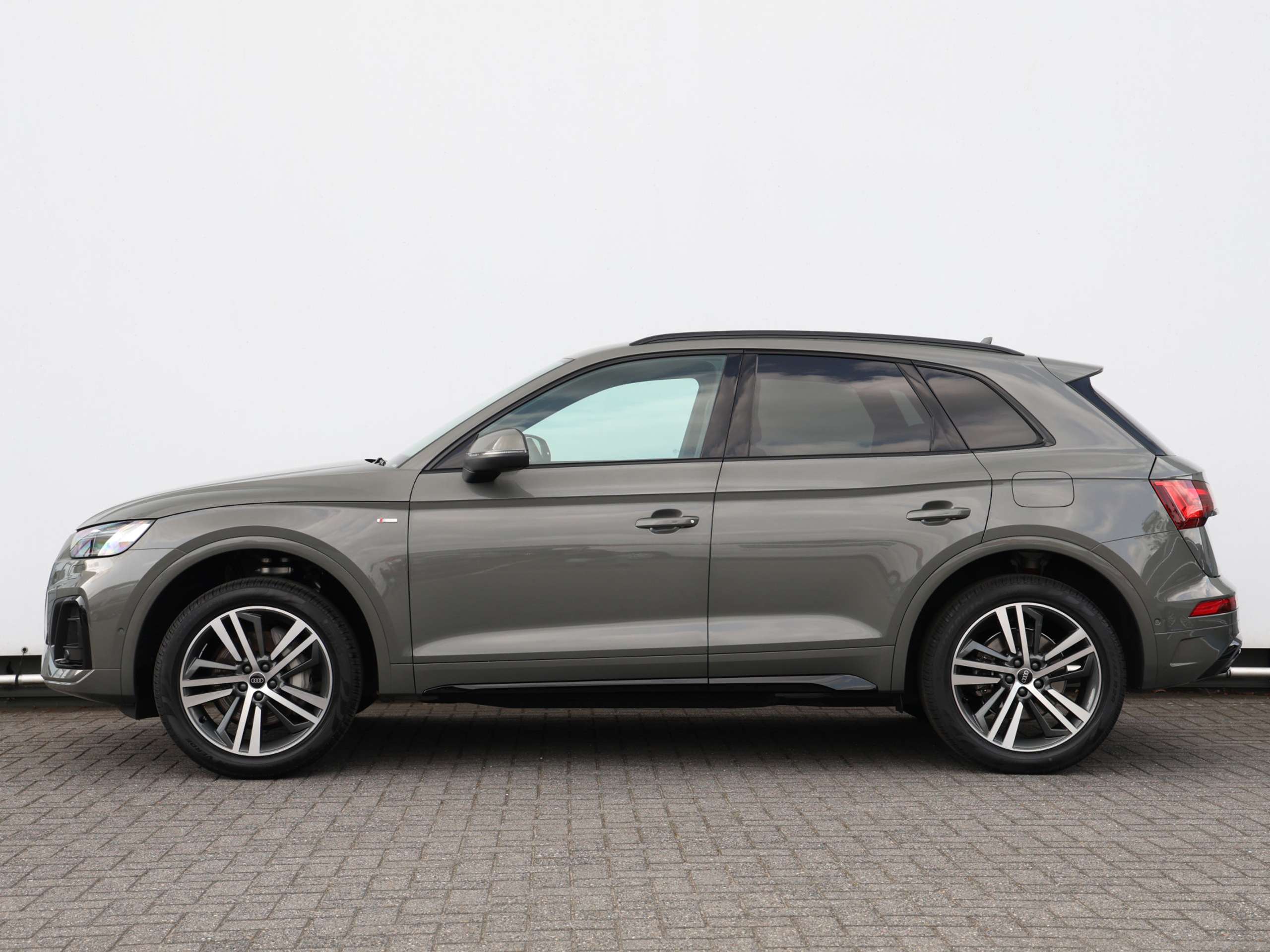 Audi - Q5