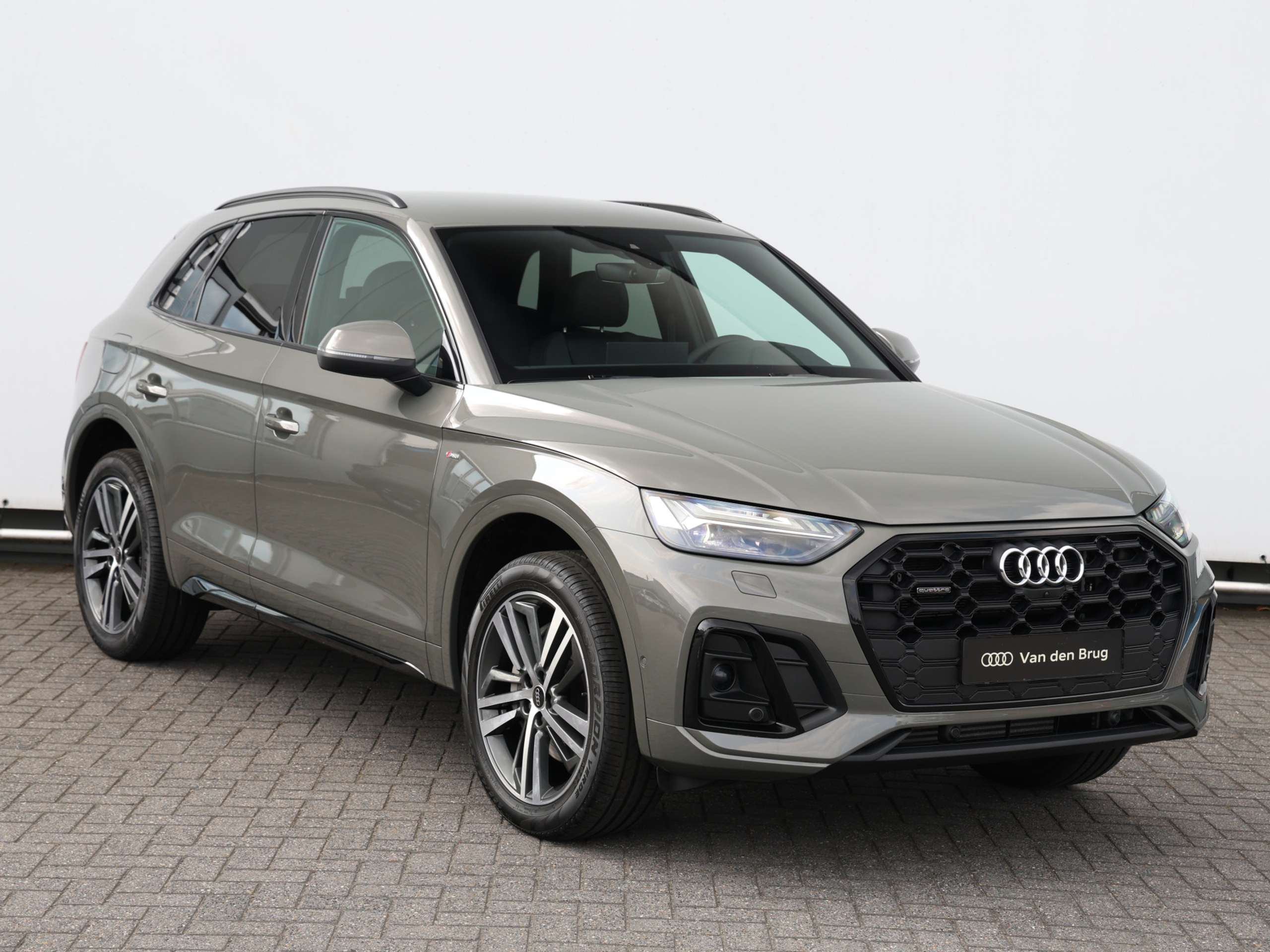 Audi - Q5