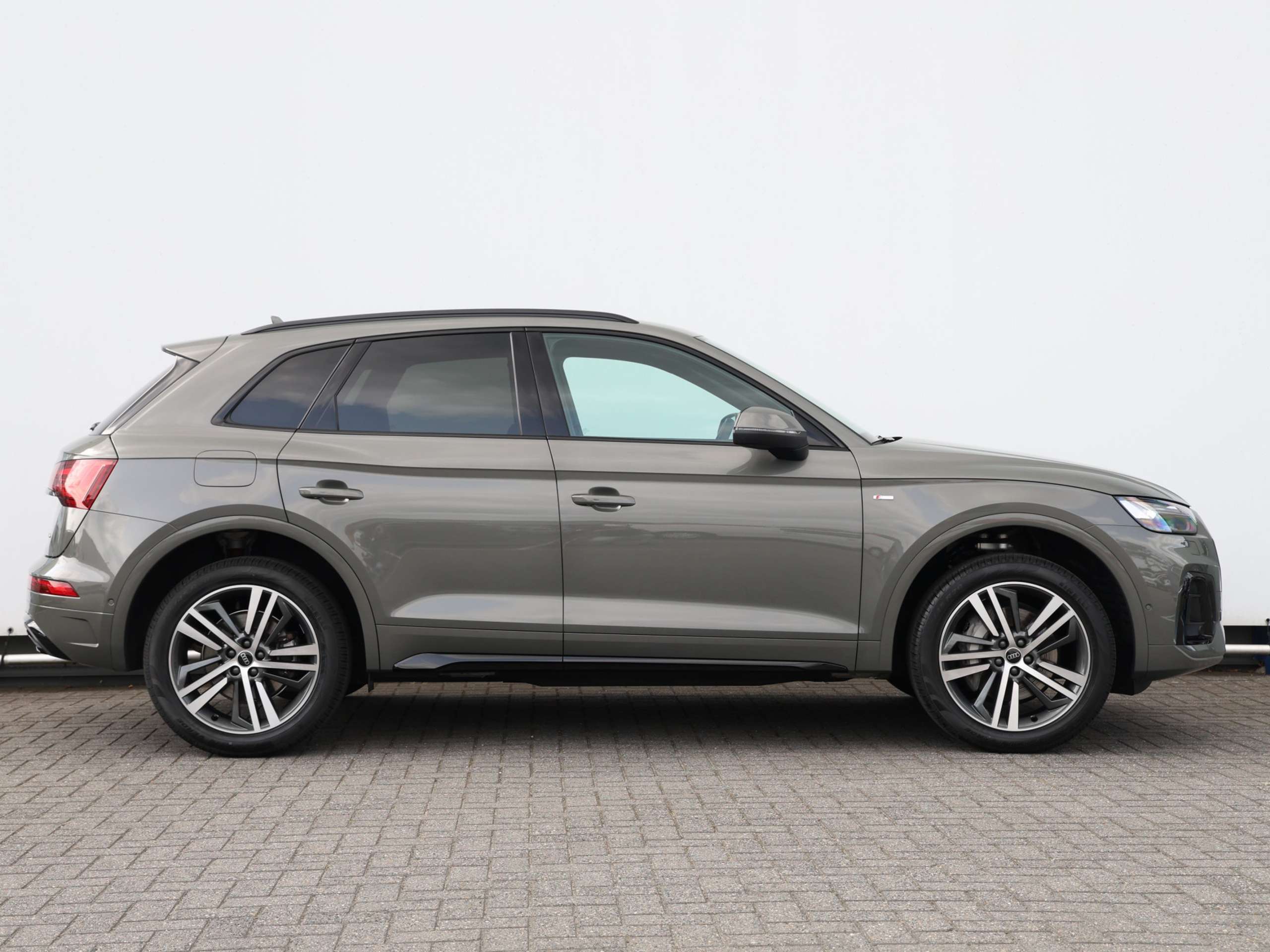 Audi - Q5