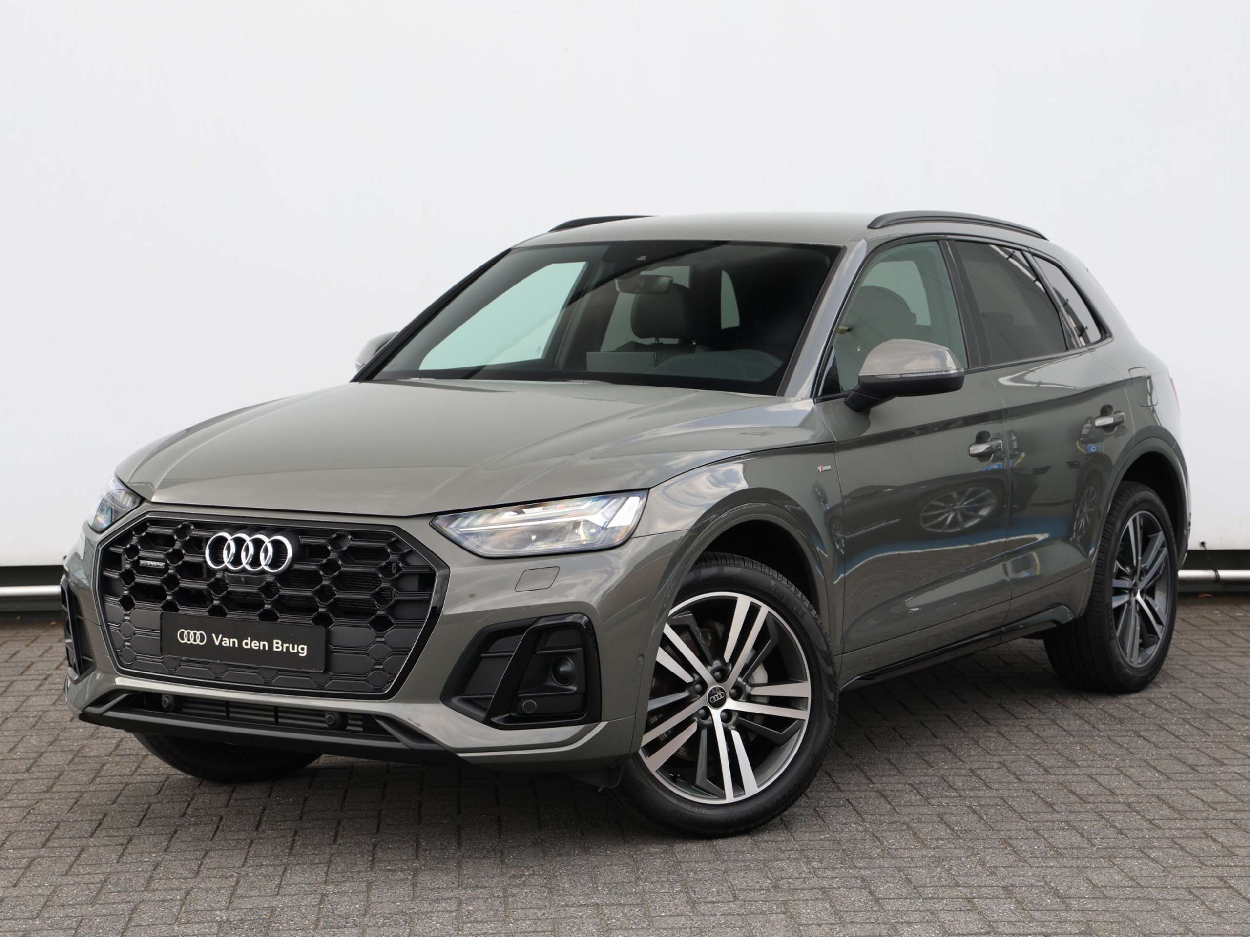 Audi - Q5