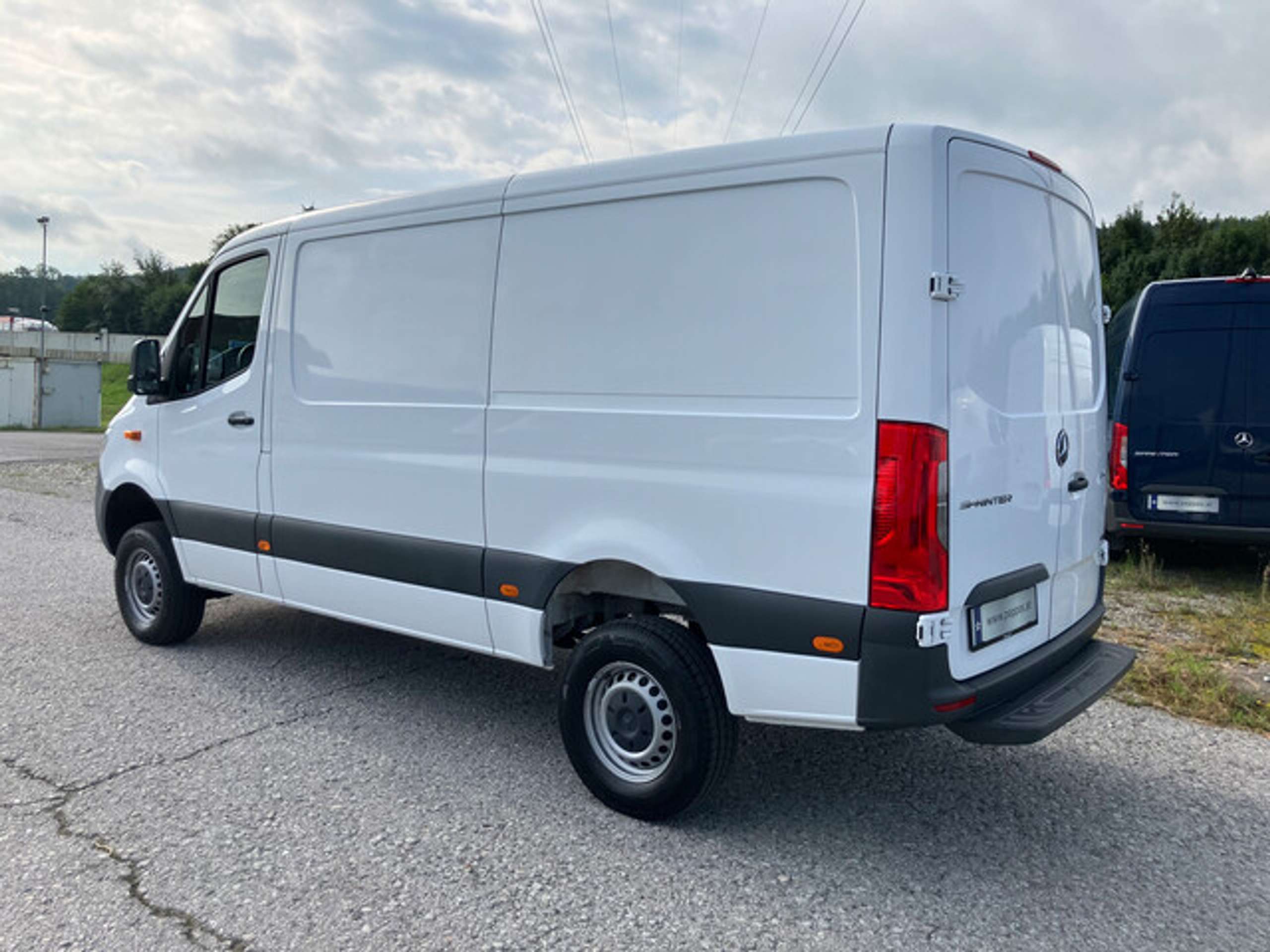 Mercedes-Benz - Sprinter