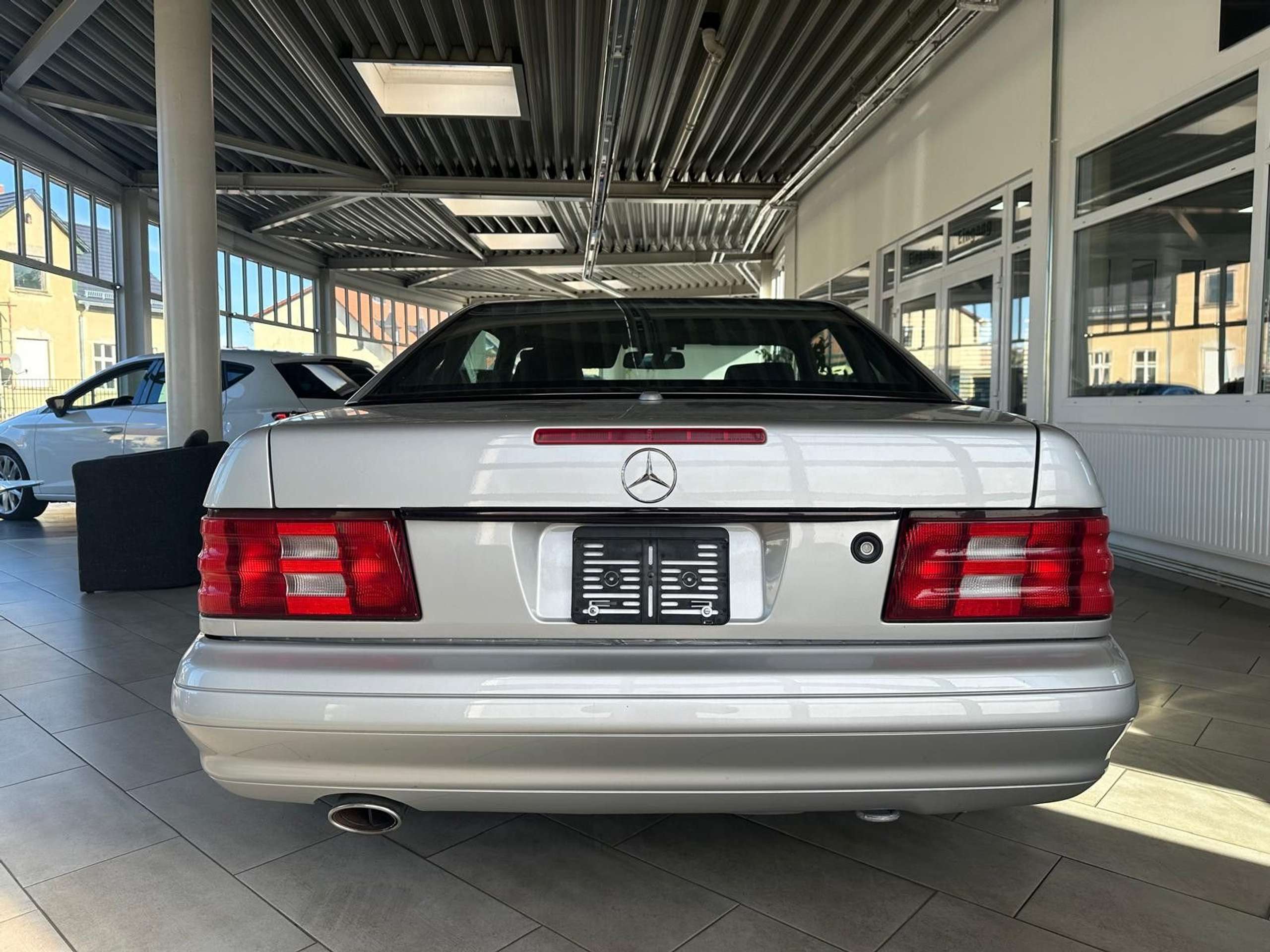 Mercedes-Benz - SL 500