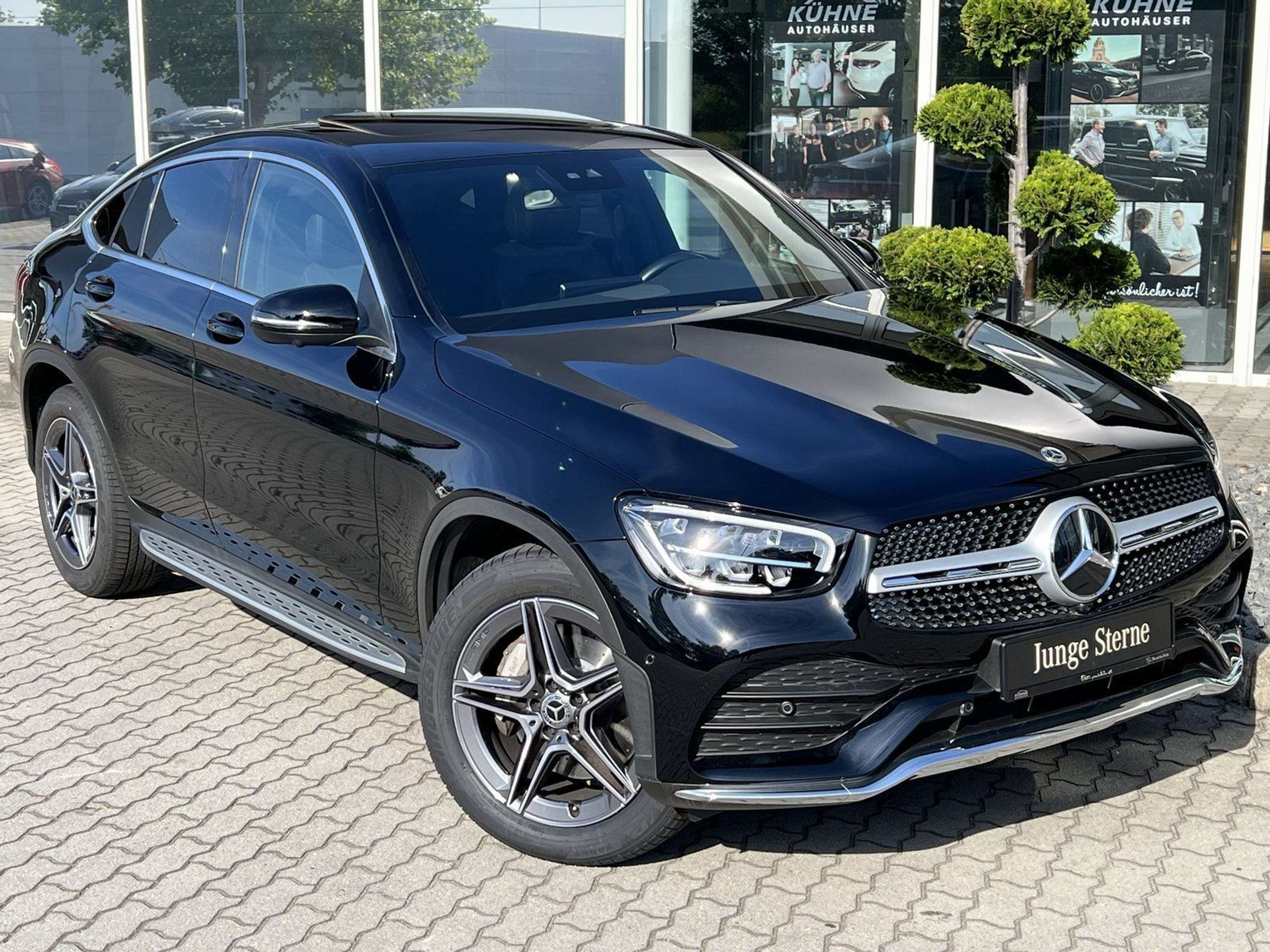 Mercedes-Benz - GLC 300