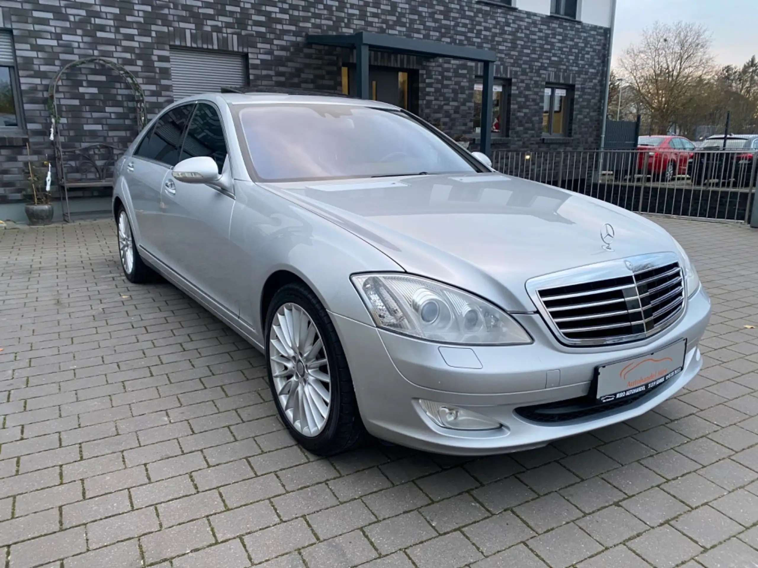 Mercedes-Benz - S 350