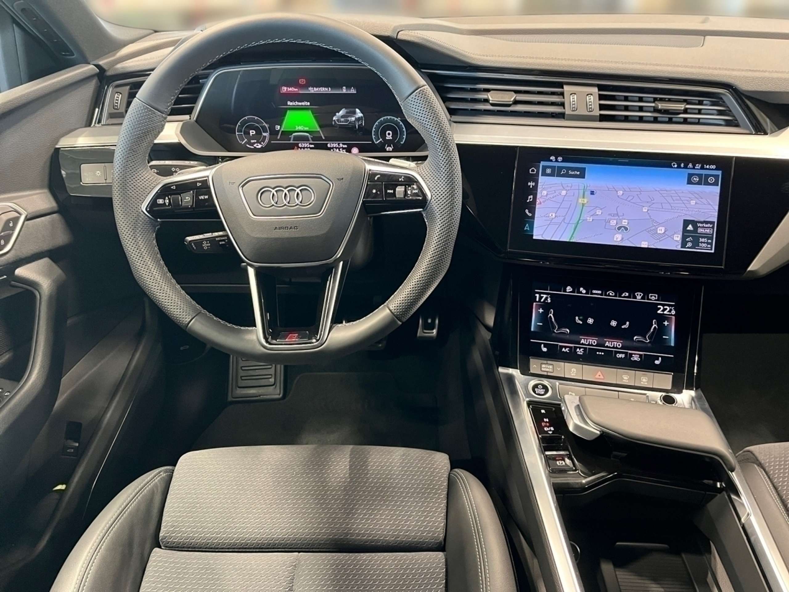 Audi - Q8 e-tron