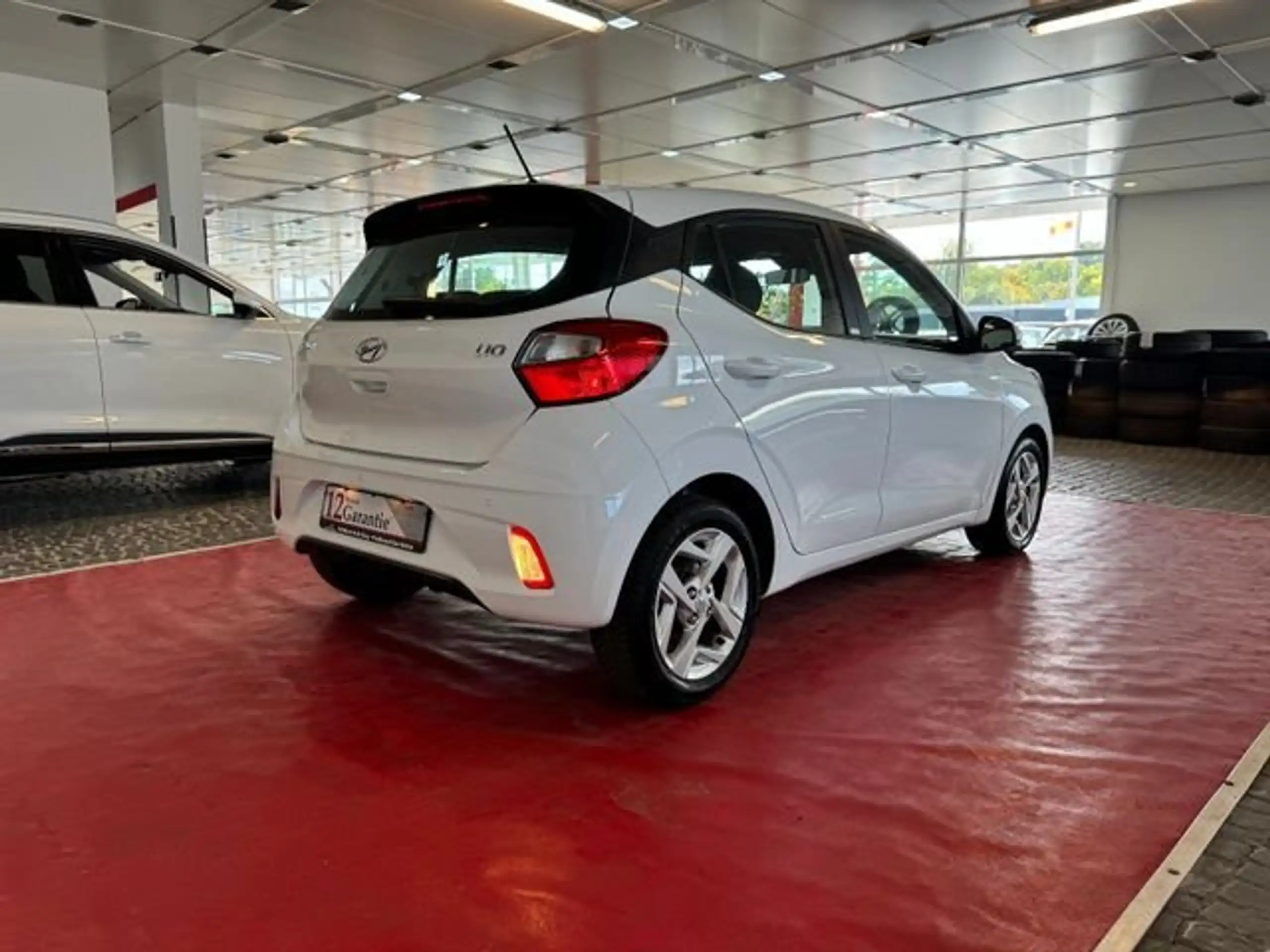 Hyundai - i10