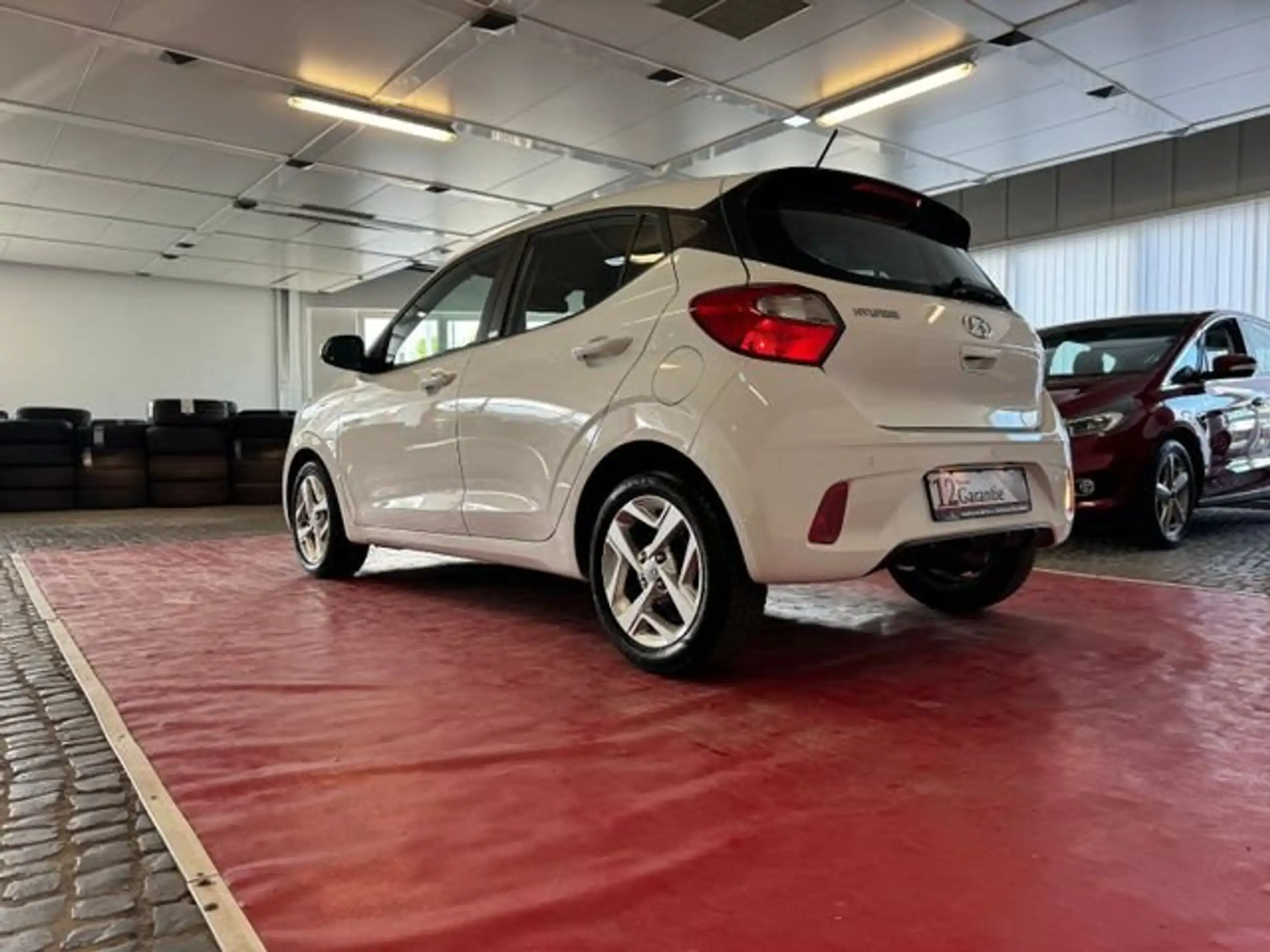 Hyundai - i10