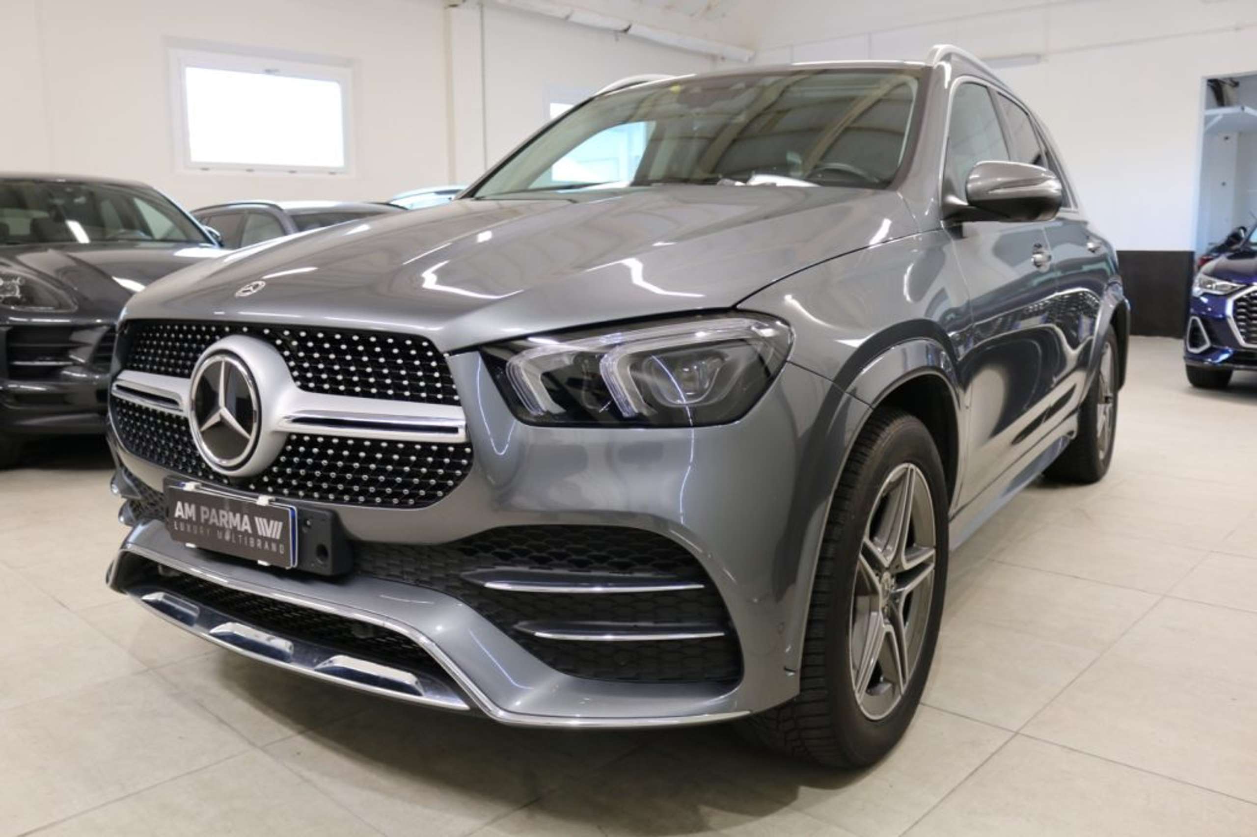 Mercedes-Benz - GLE 300