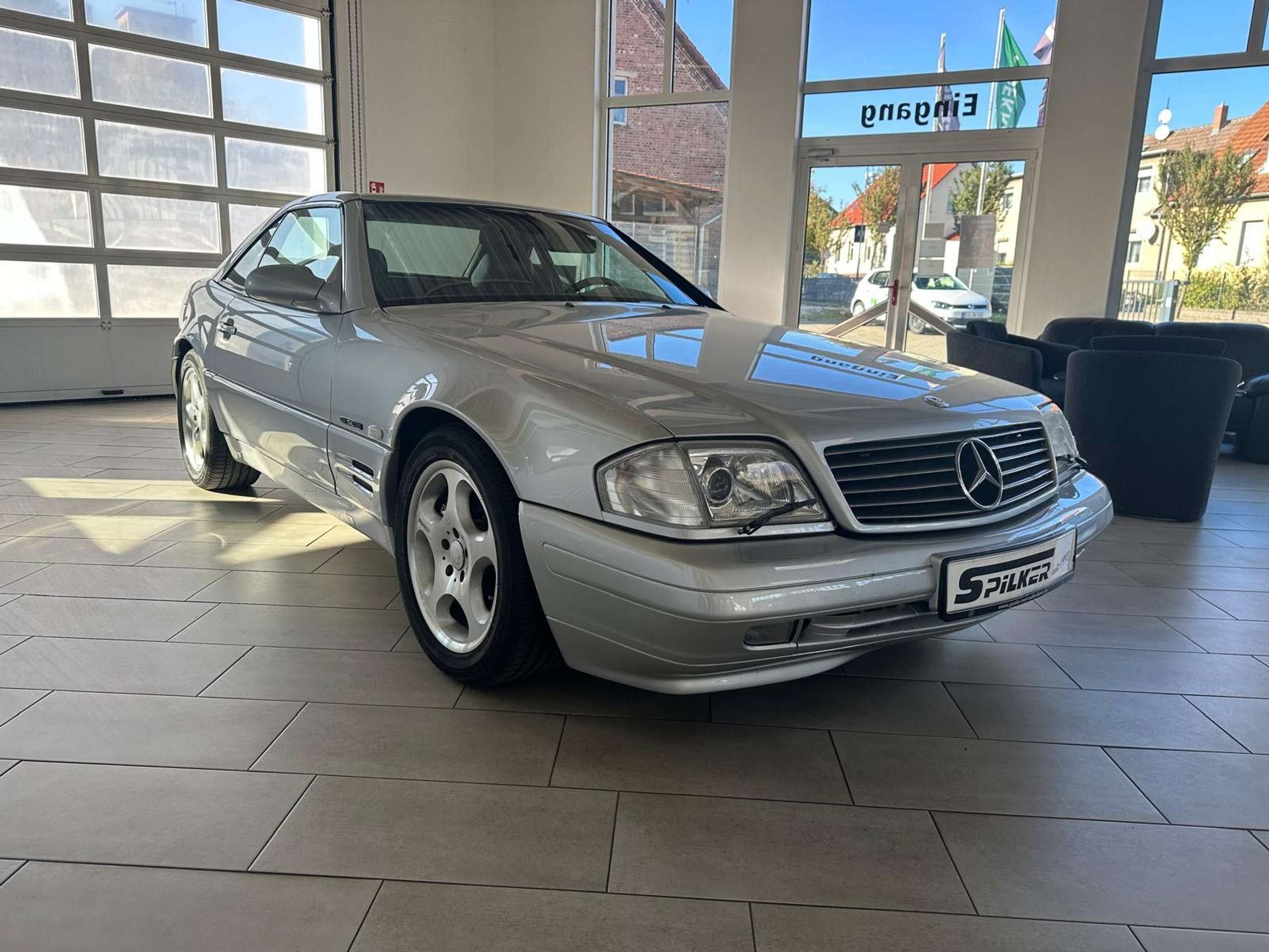 Mercedes-Benz - SL 500