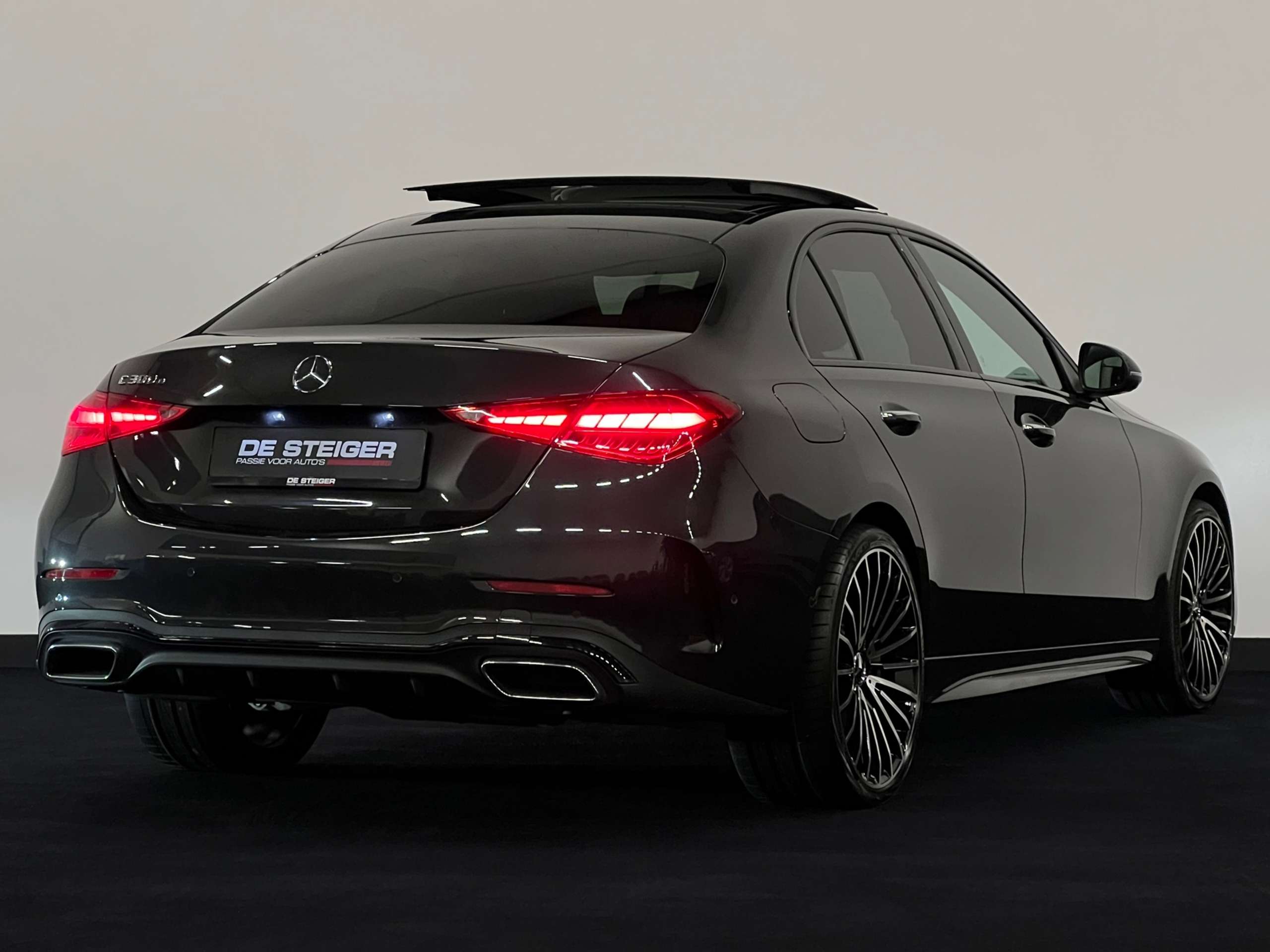 Mercedes-Benz - C 300