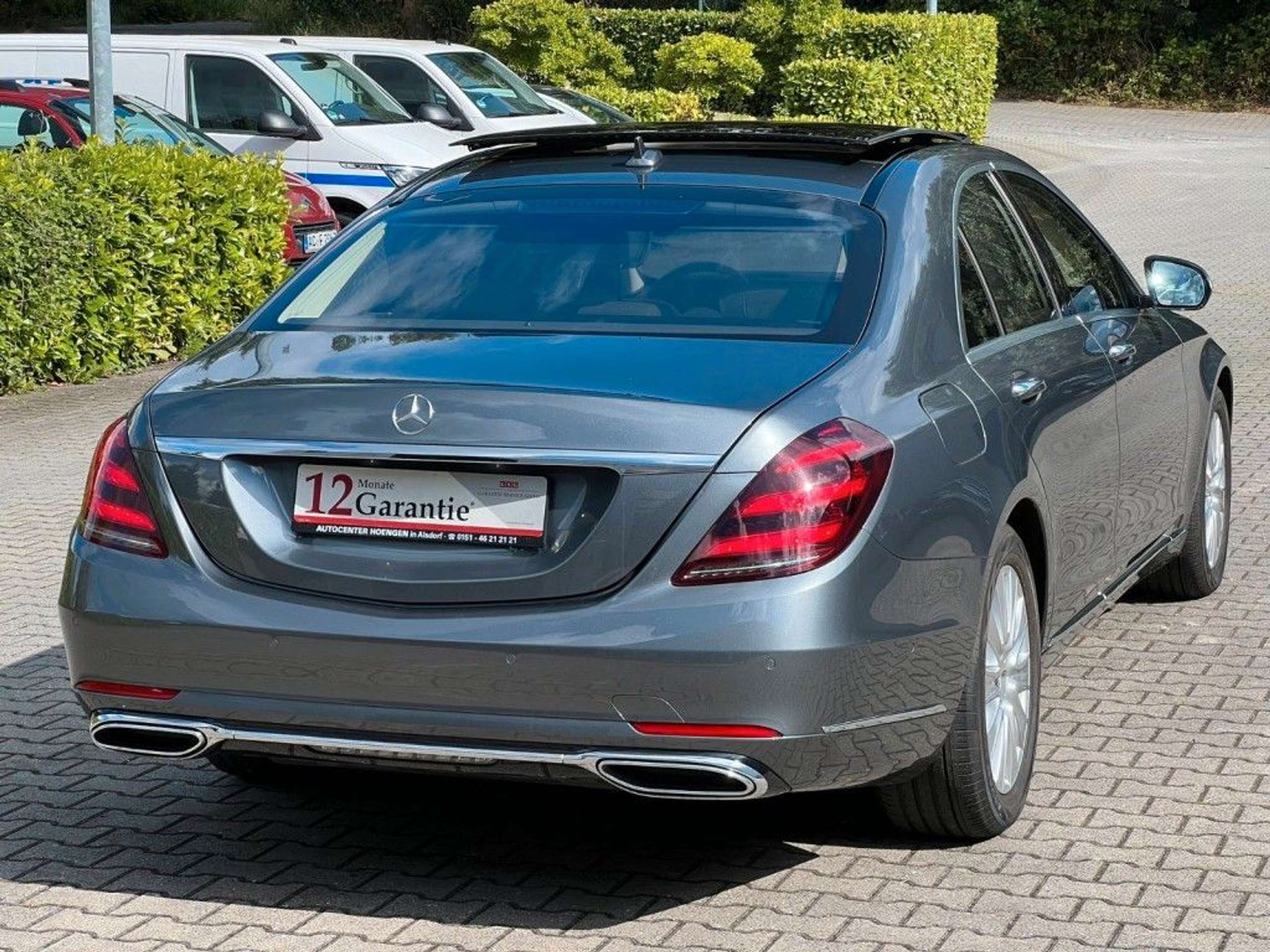 Mercedes-Benz - S 400