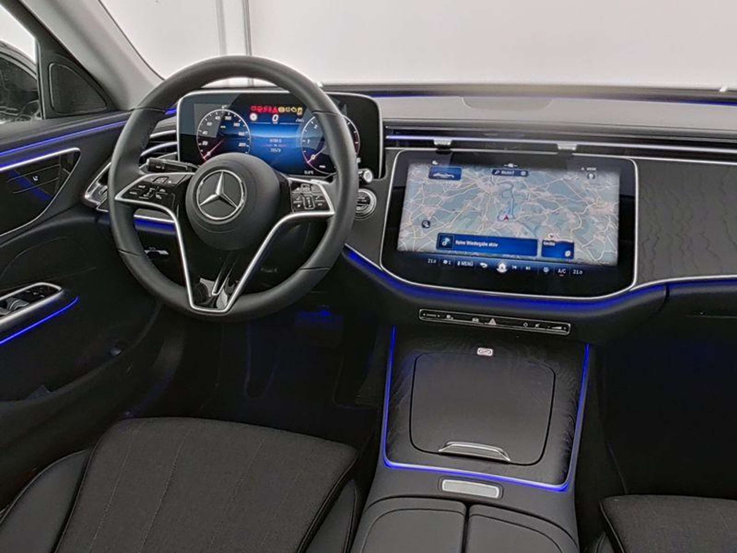 Mercedes-Benz - E 220