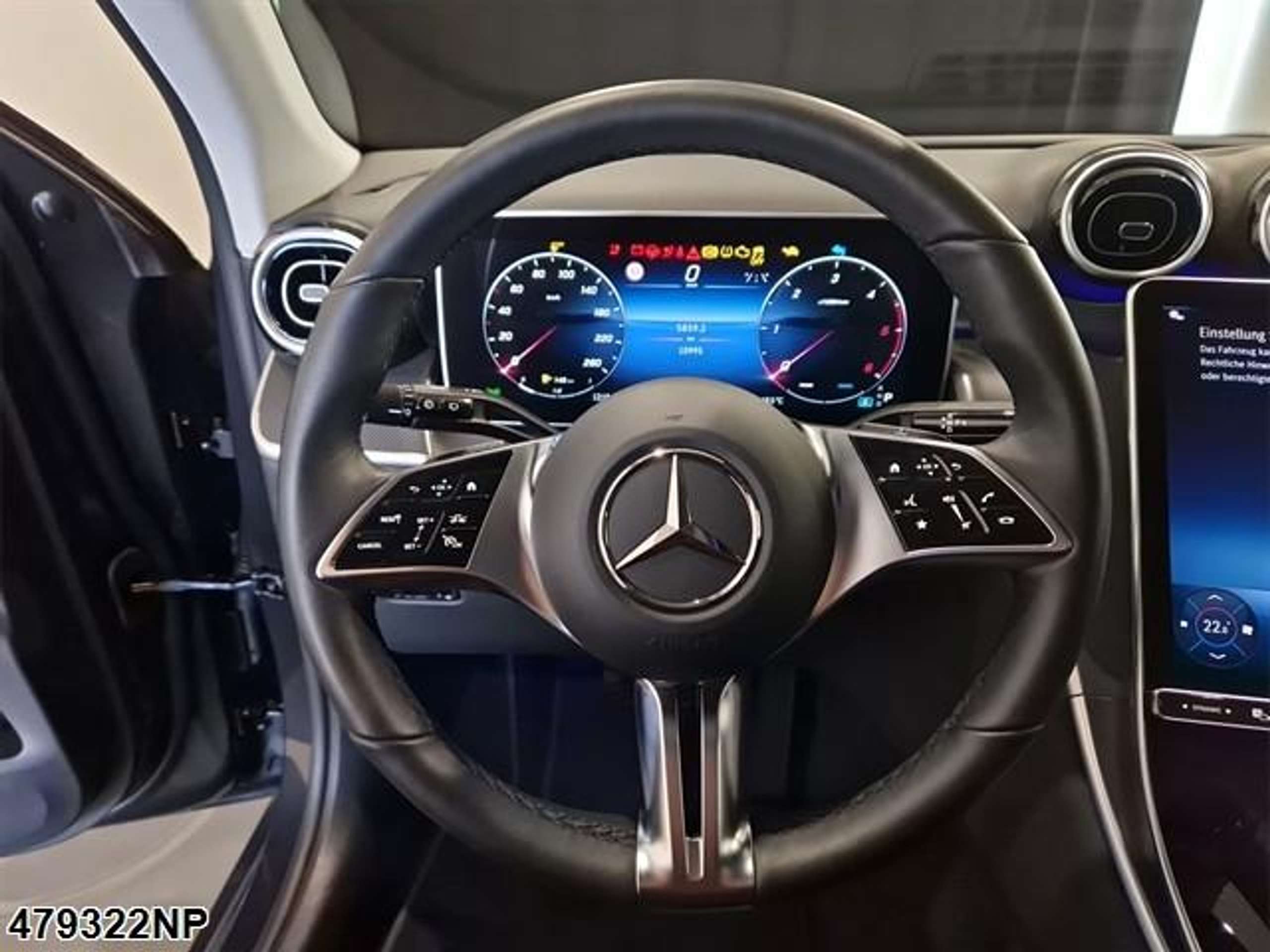 Mercedes-Benz - GLC 220