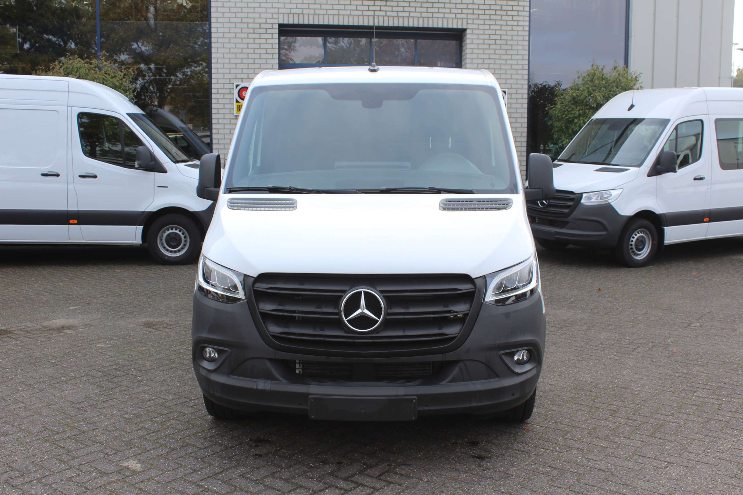 Mercedes-Benz - Sprinter