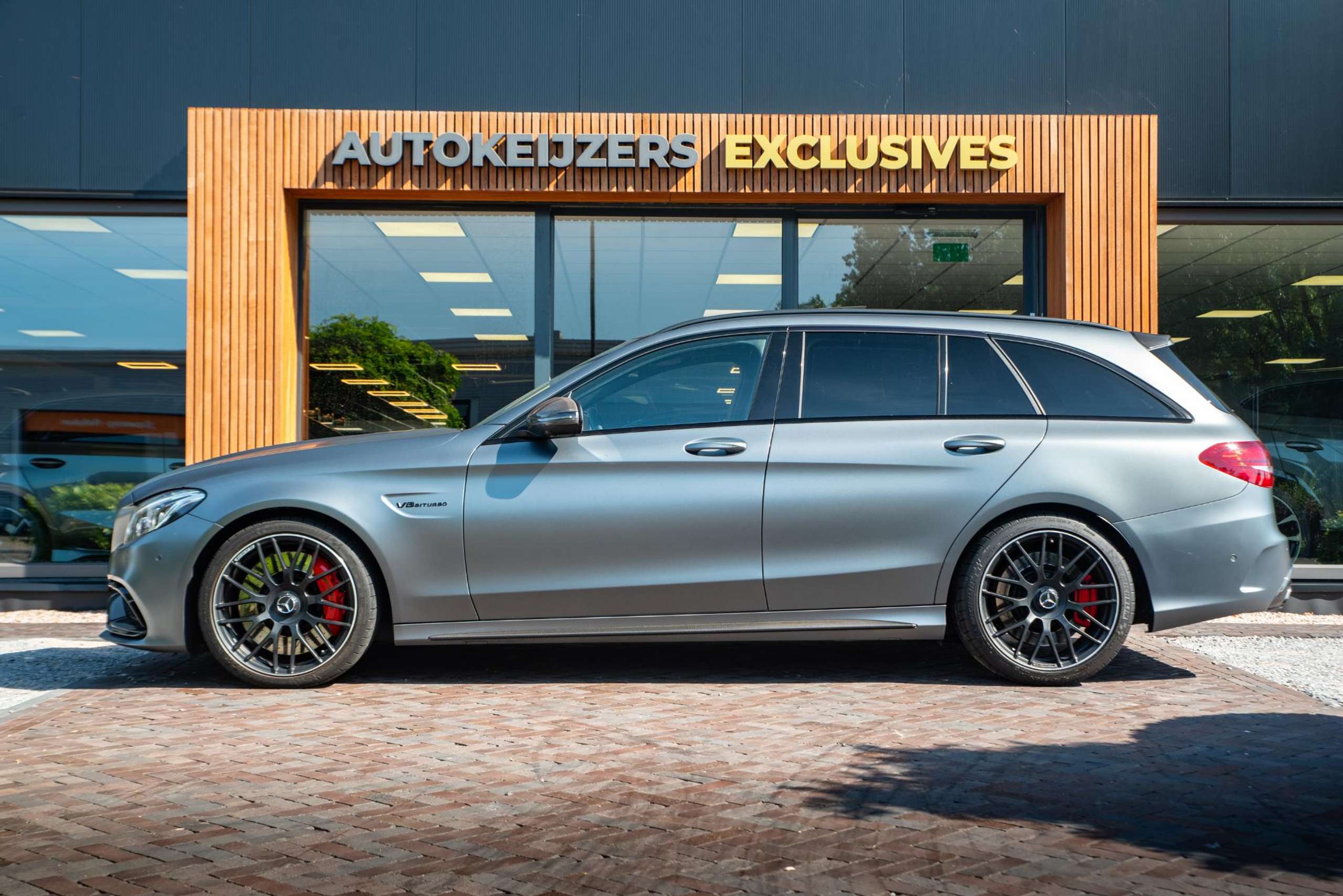 Mercedes-Benz - C 63 AMG