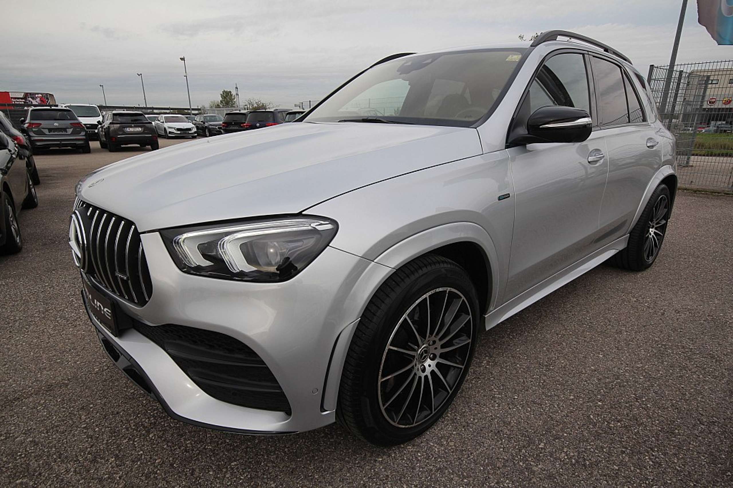 Mercedes-Benz - GLE 350