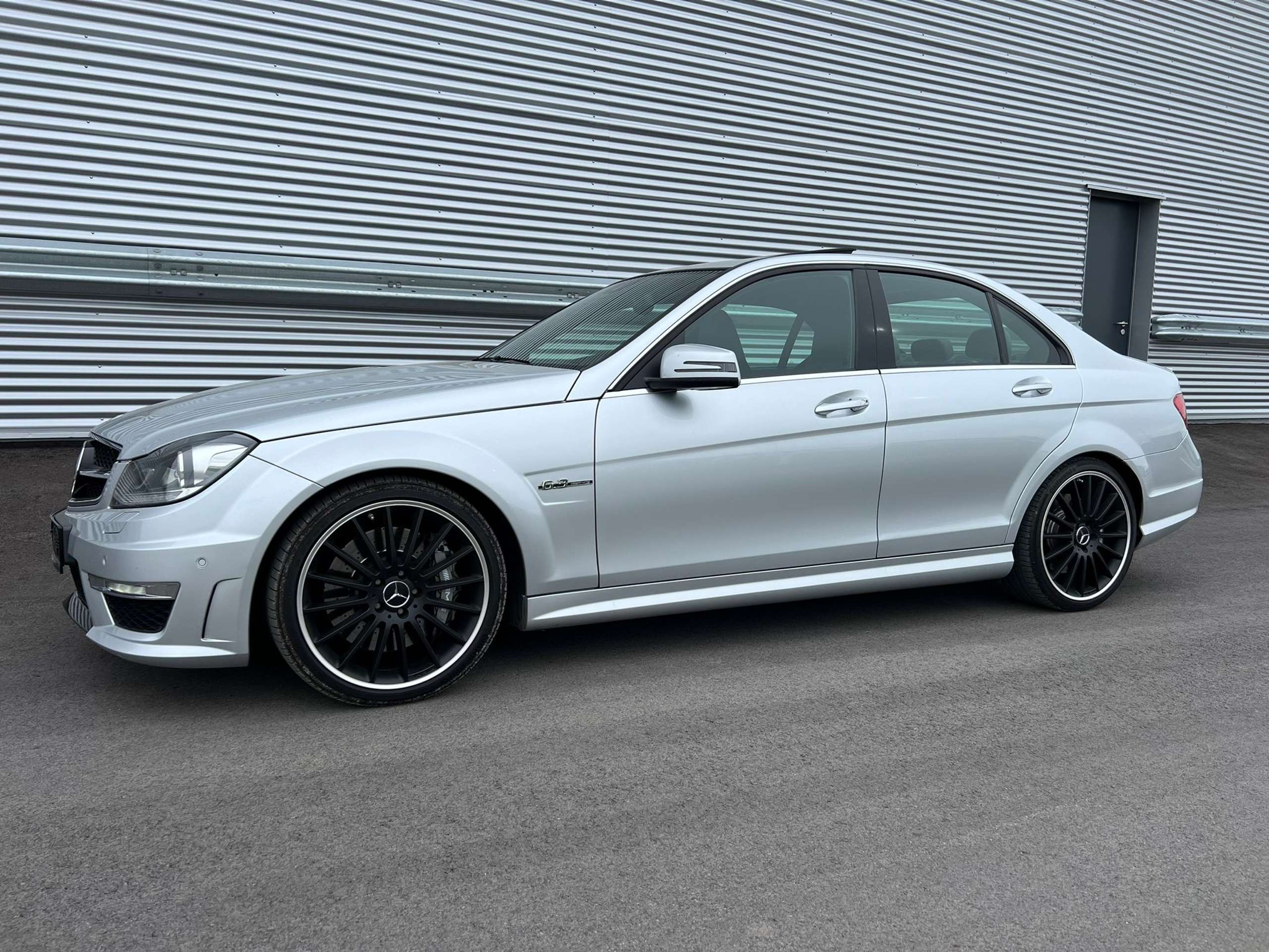 Mercedes-Benz - C 63 AMG