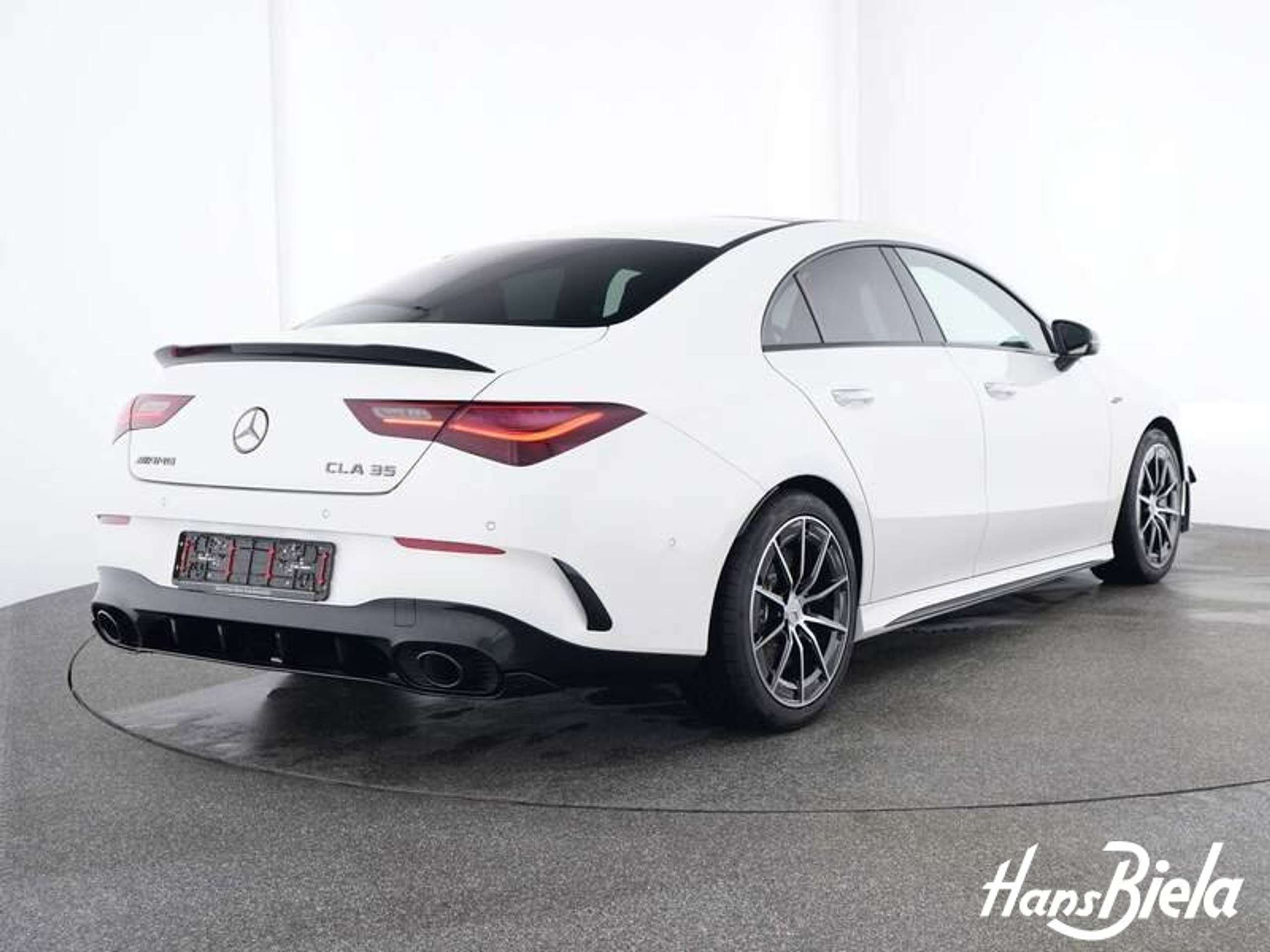 Mercedes-Benz - CLA 35 AMG