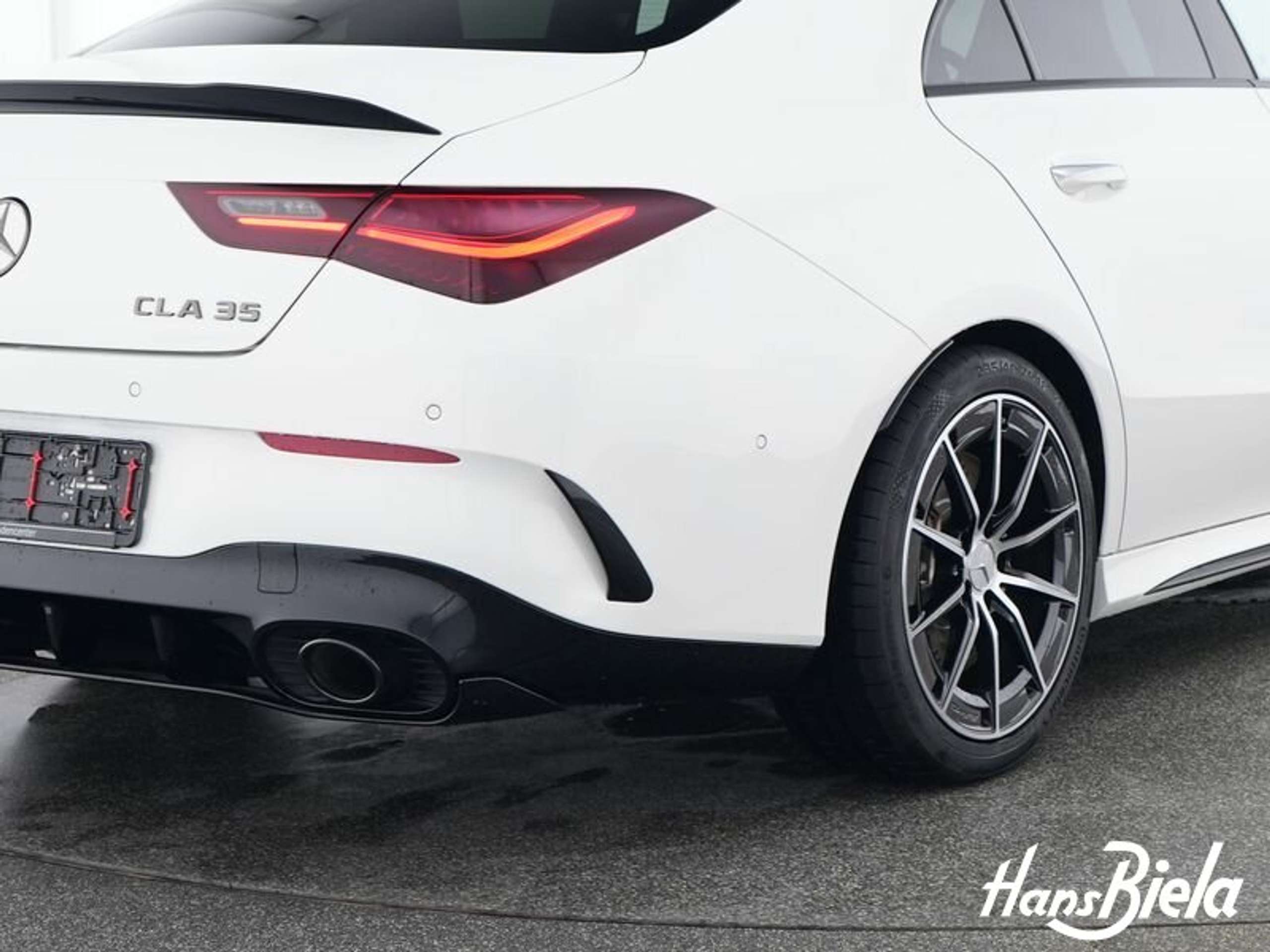 Mercedes-Benz - CLA 35 AMG