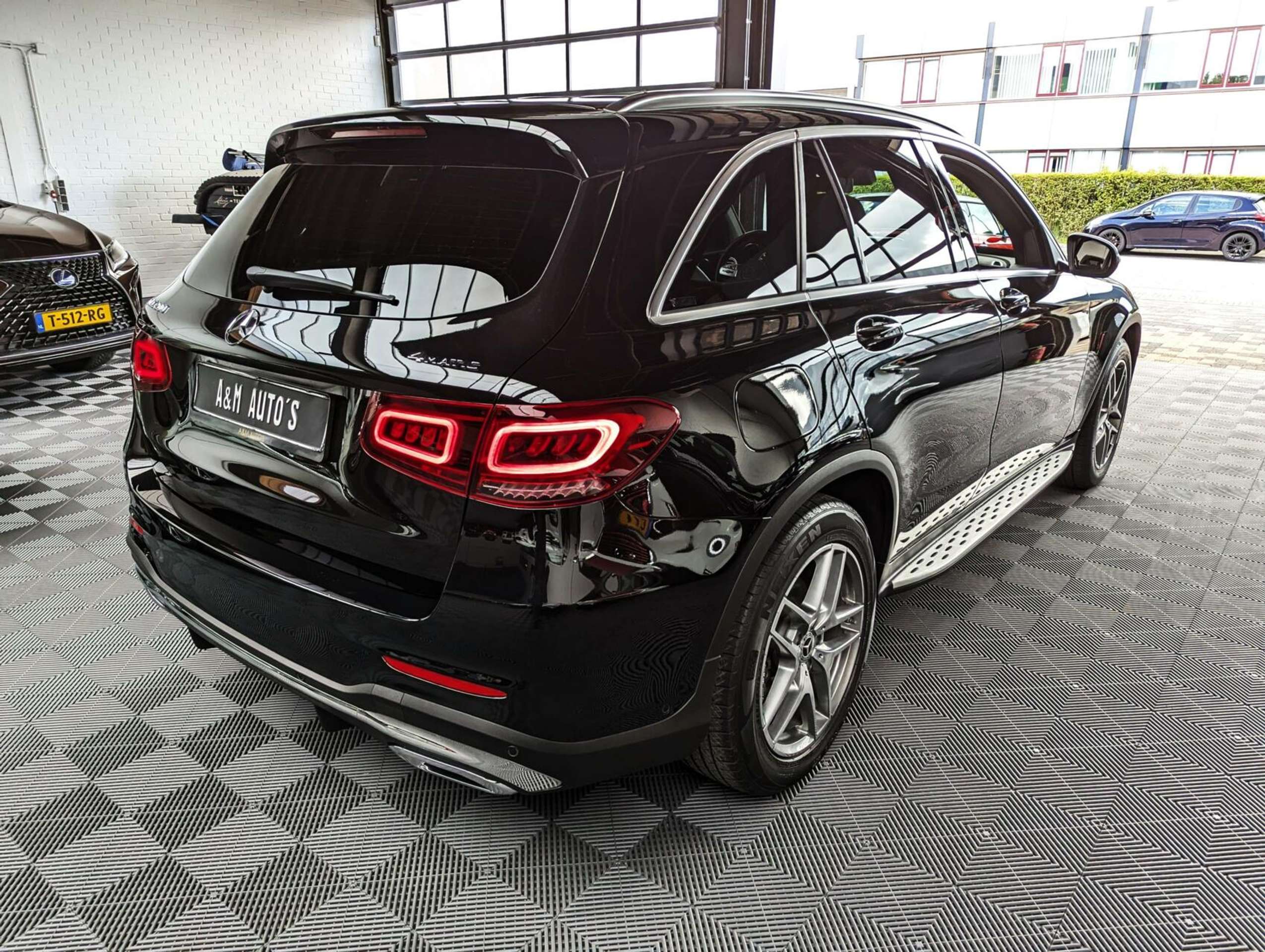 Mercedes-Benz - GLC 200