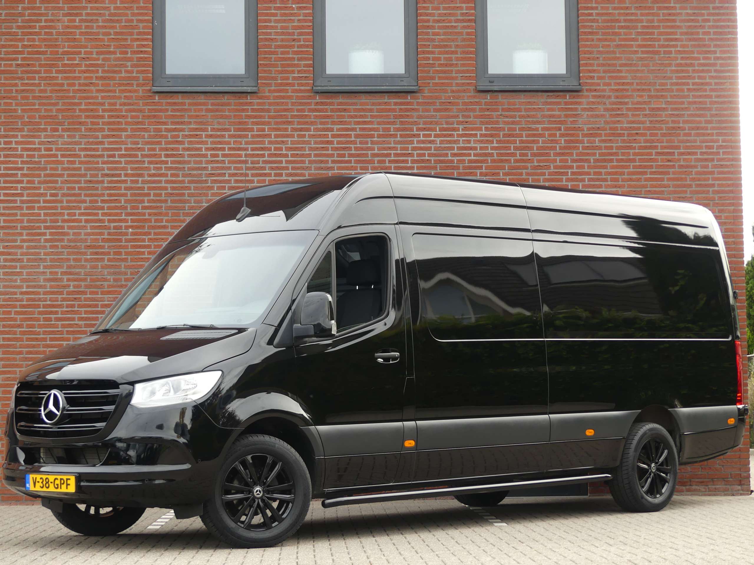 Mercedes-Benz - Sprinter