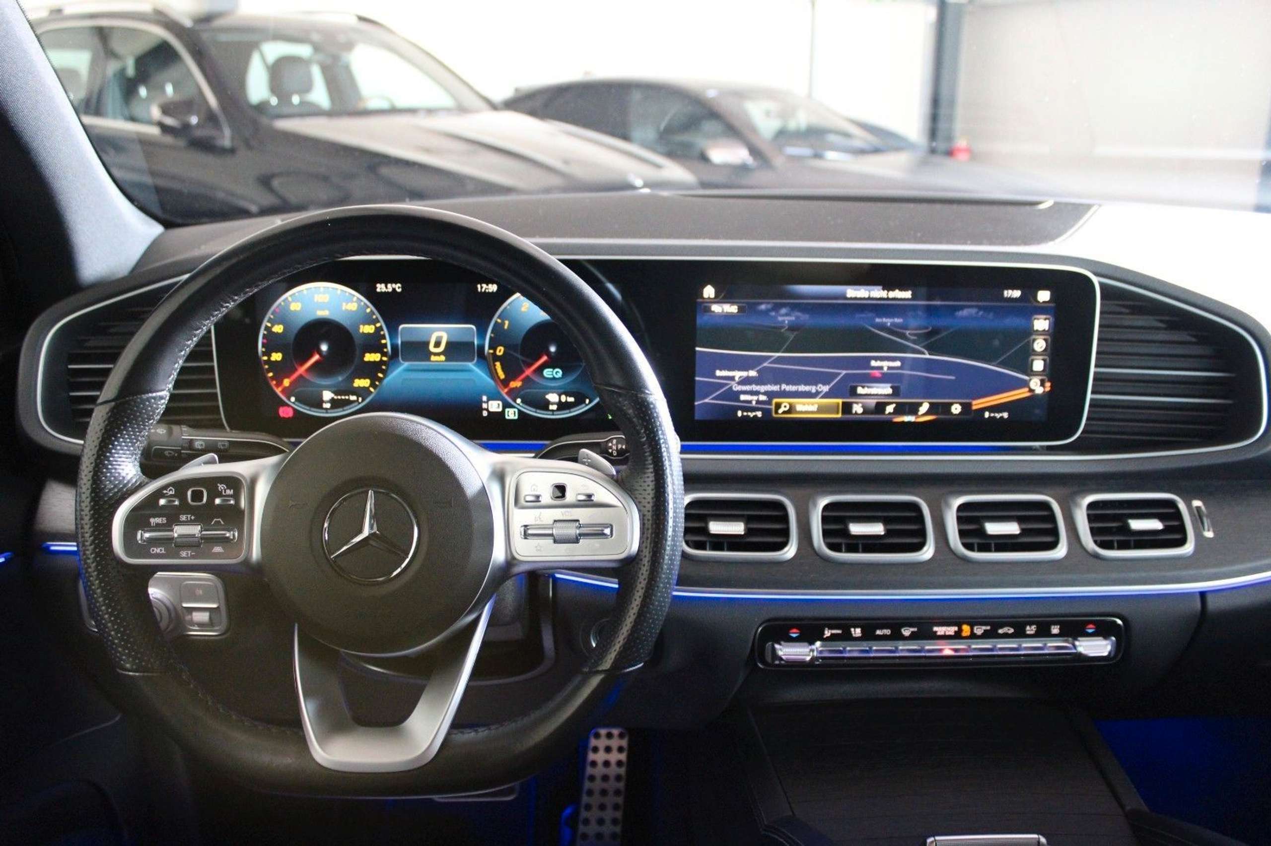 Mercedes-Benz - GLE 350