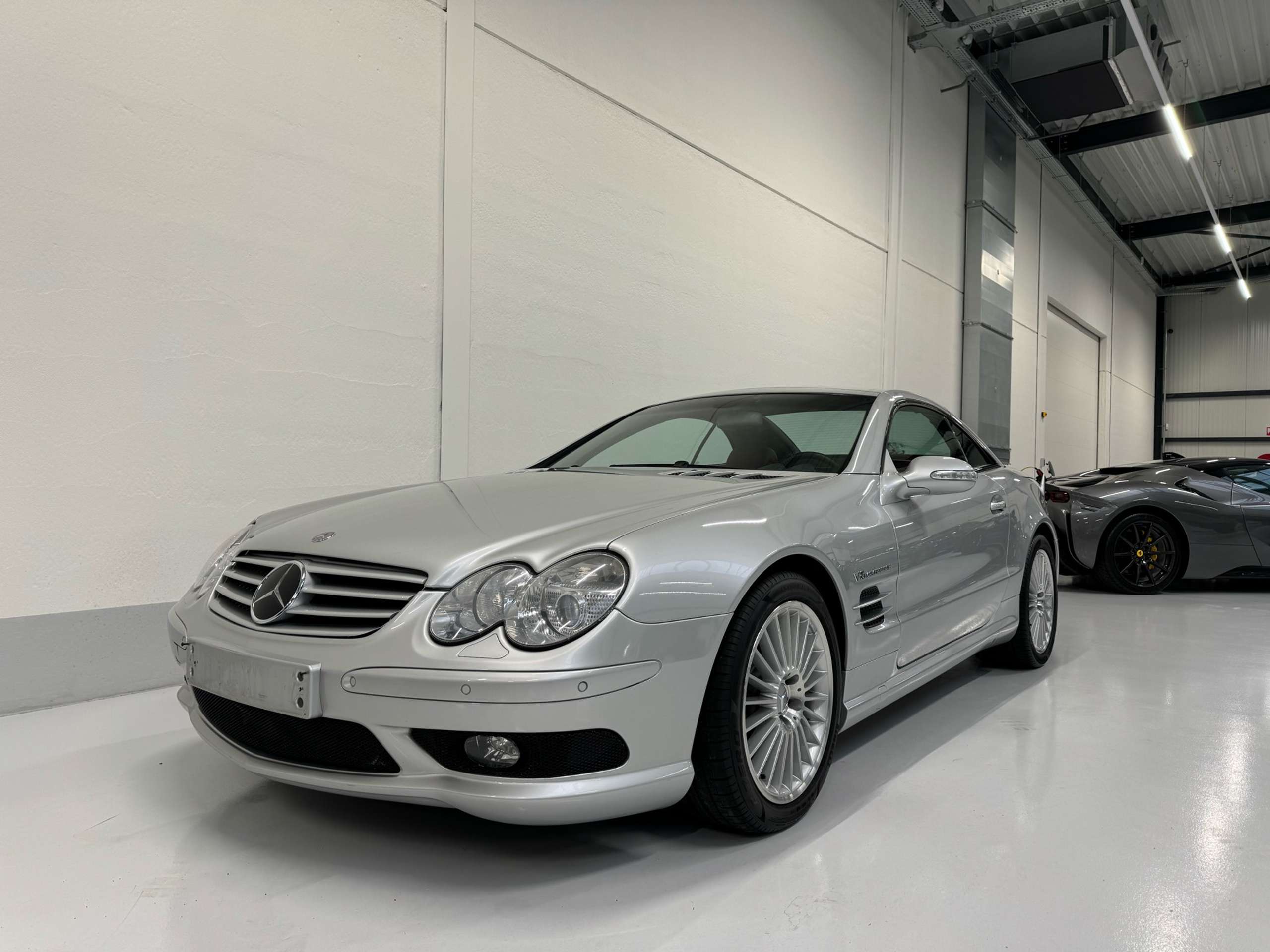 Mercedes-Benz - SL 55 AMG