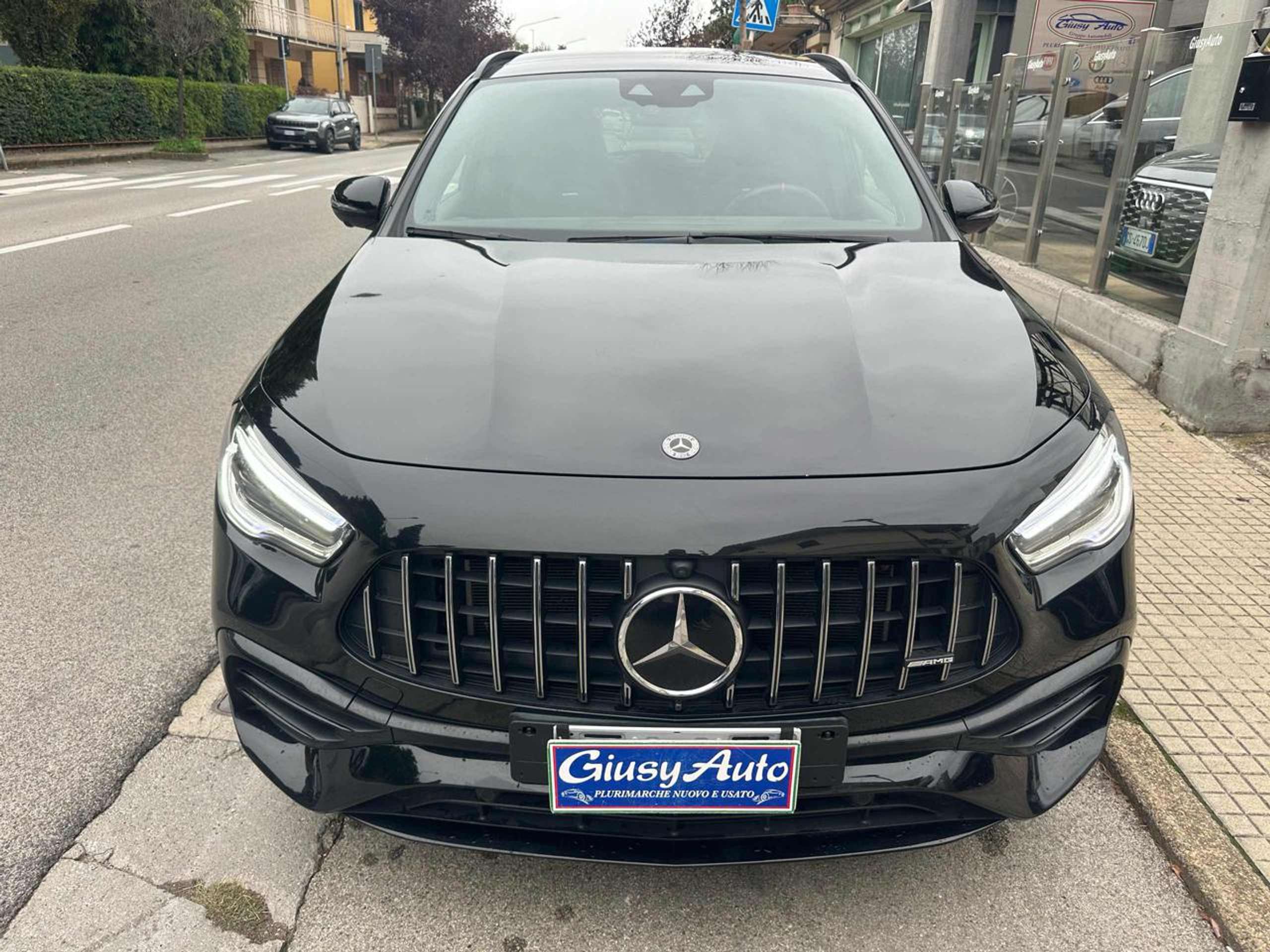 Mercedes-Benz - GLA 45 AMG