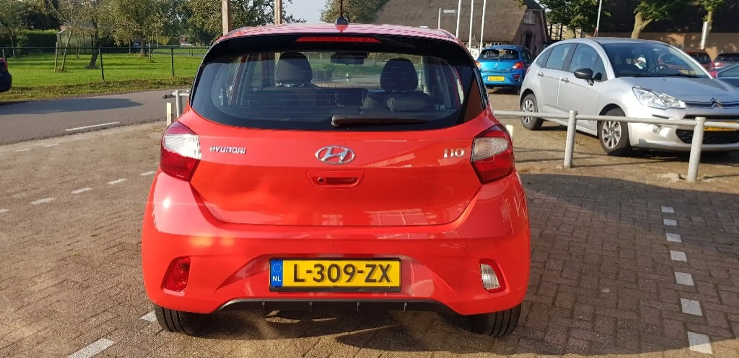 Hyundai - i10