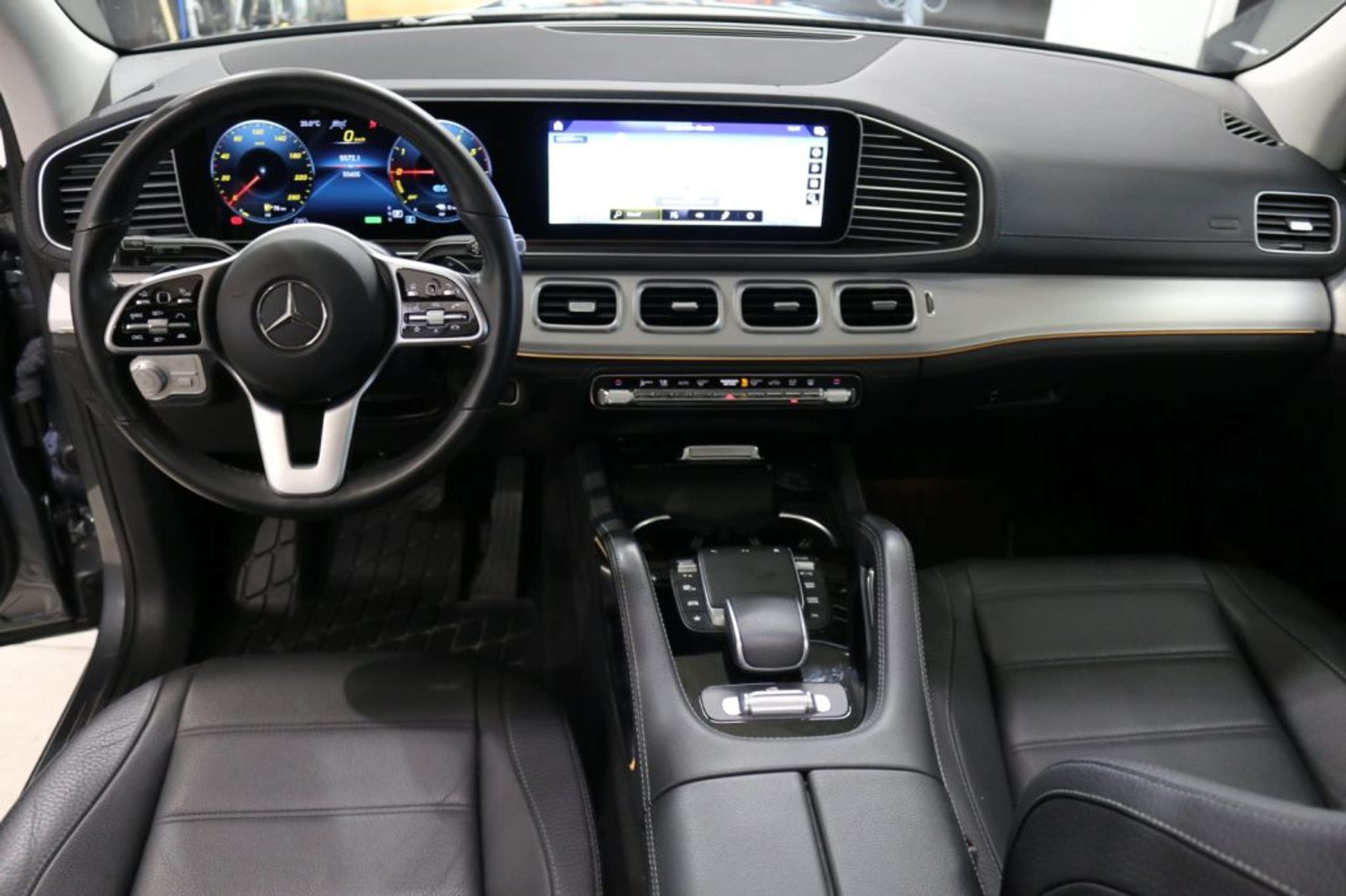 Mercedes-Benz - GLE 350