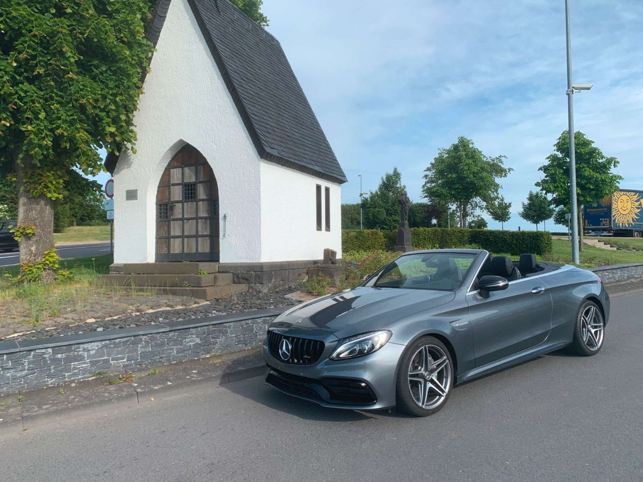 Mercedes-Benz - C 63 AMG