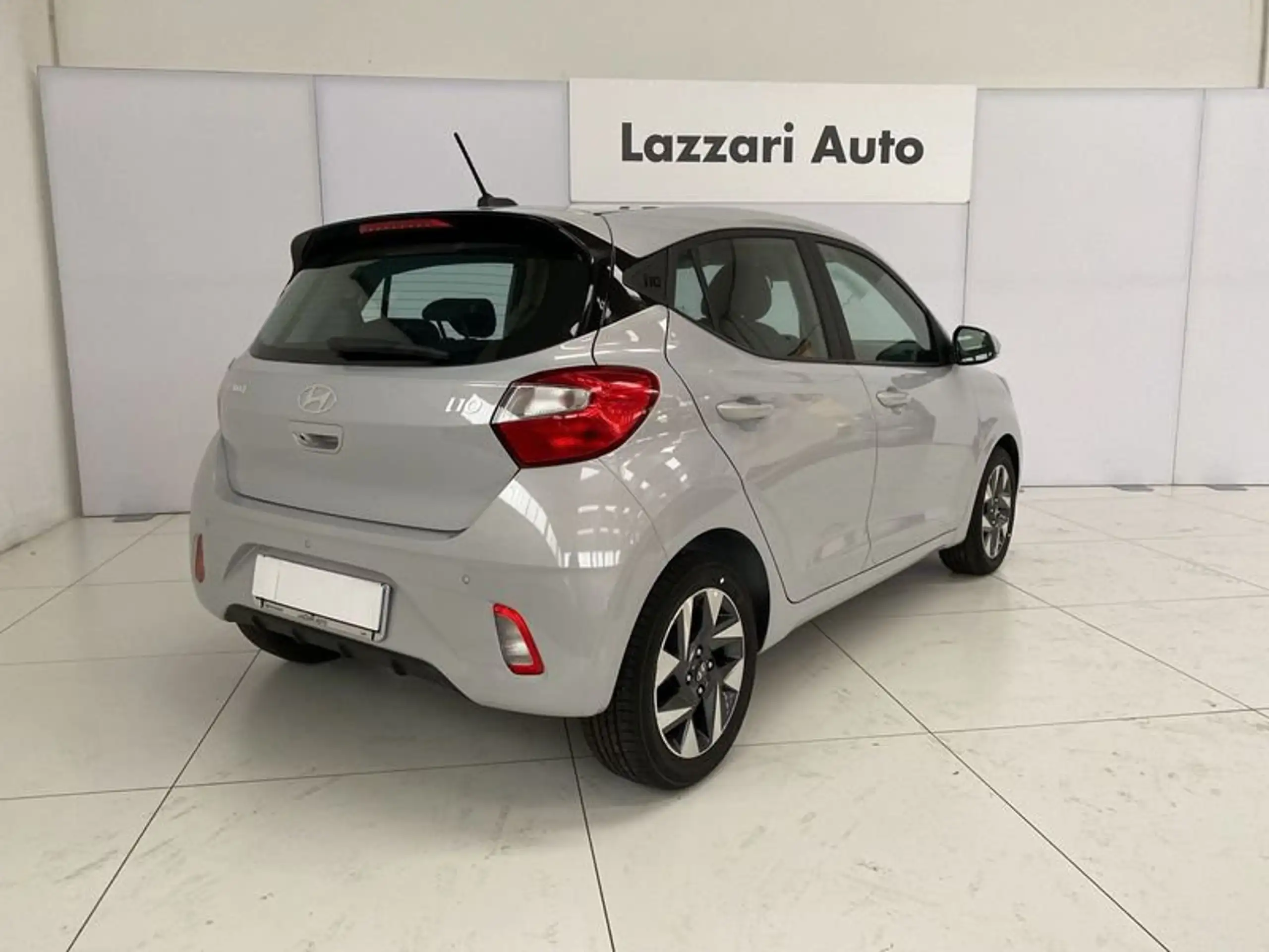 Hyundai - i10