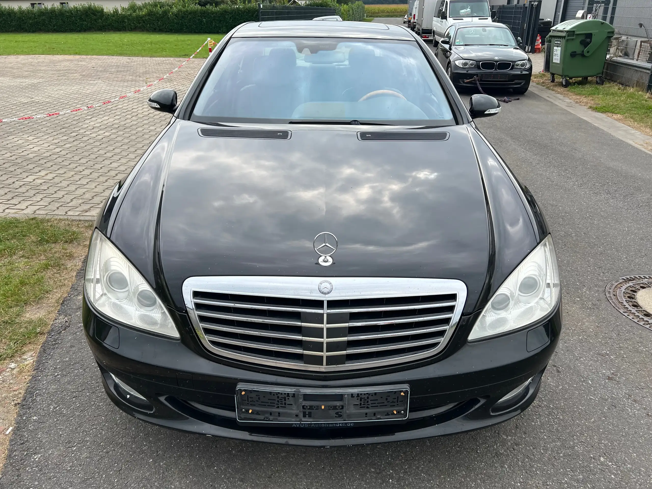 Mercedes-Benz - S 500