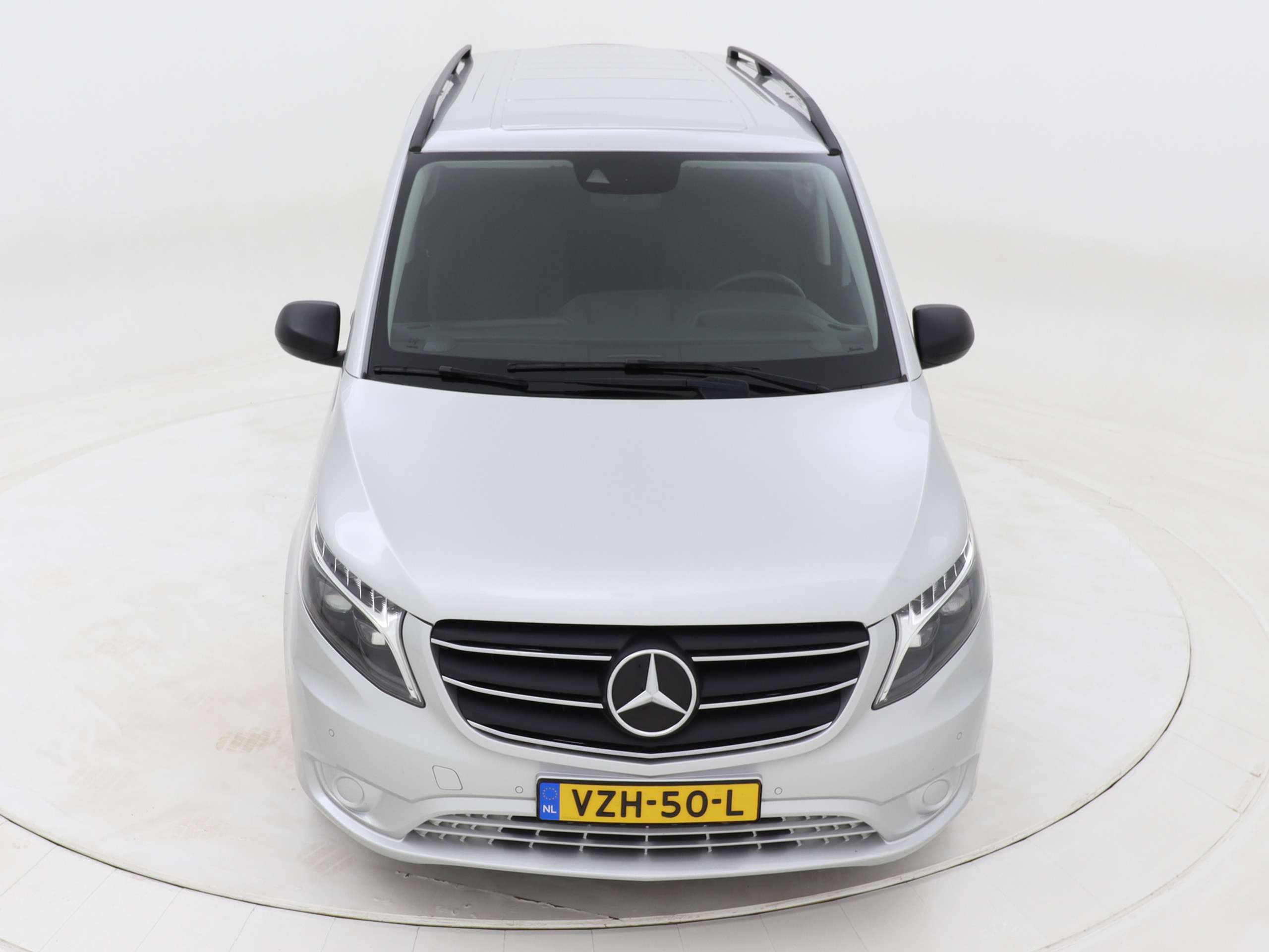 Mercedes-Benz - Vito