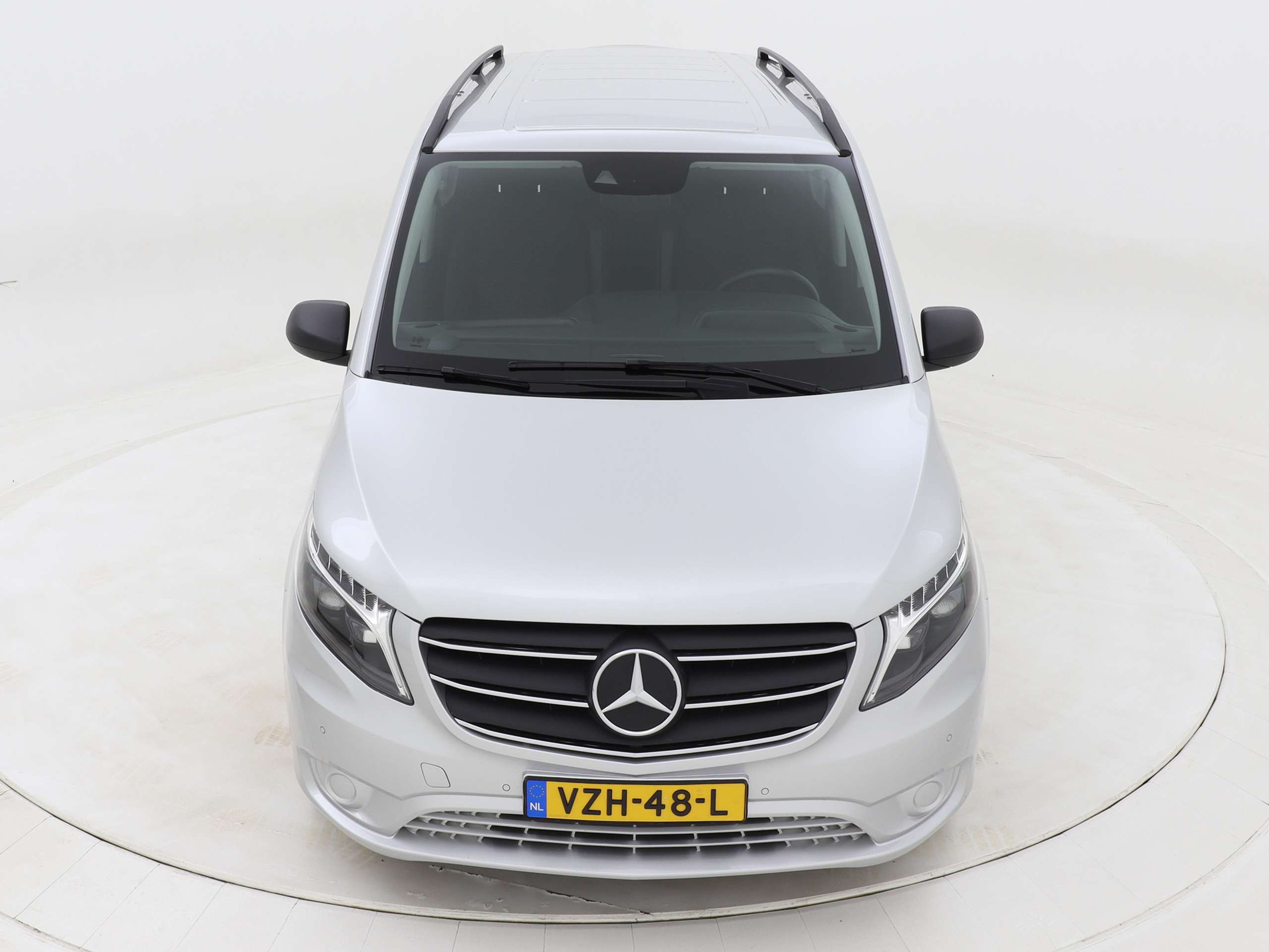 Mercedes-Benz - Vito