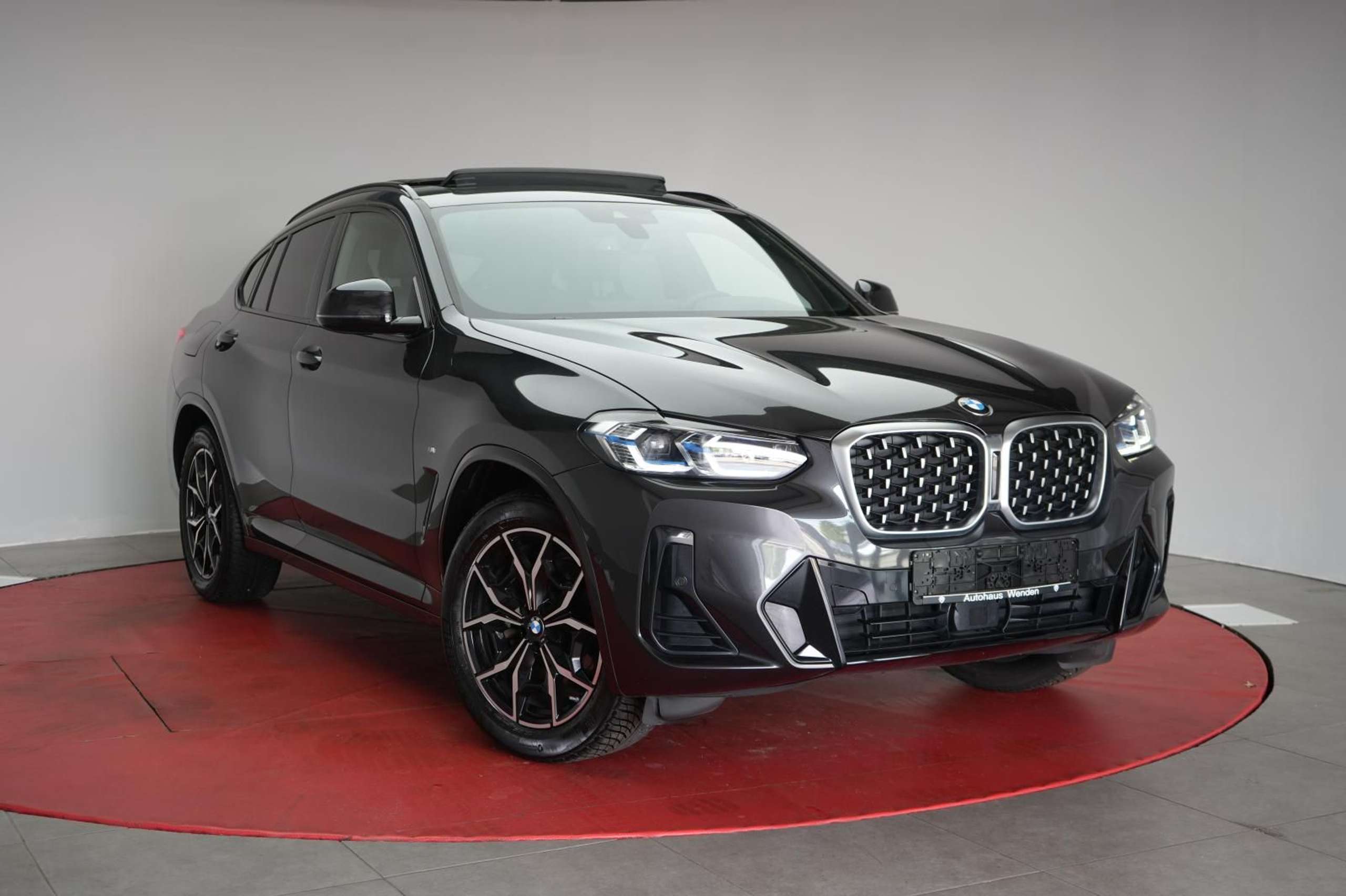 BMW X4 2023