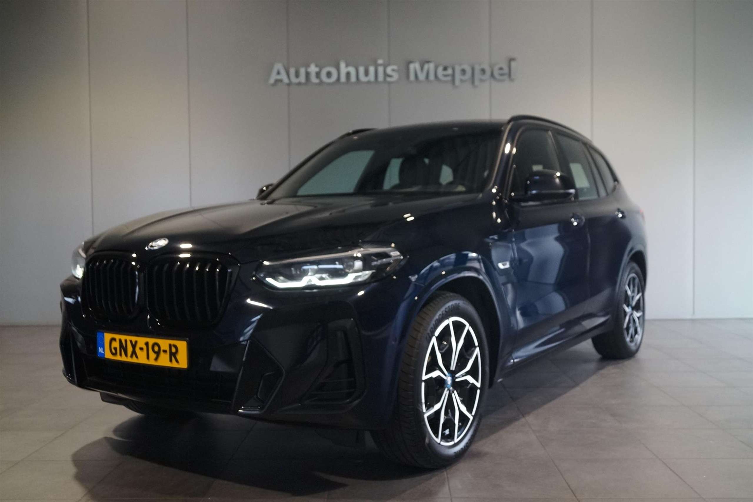 BMW - X3