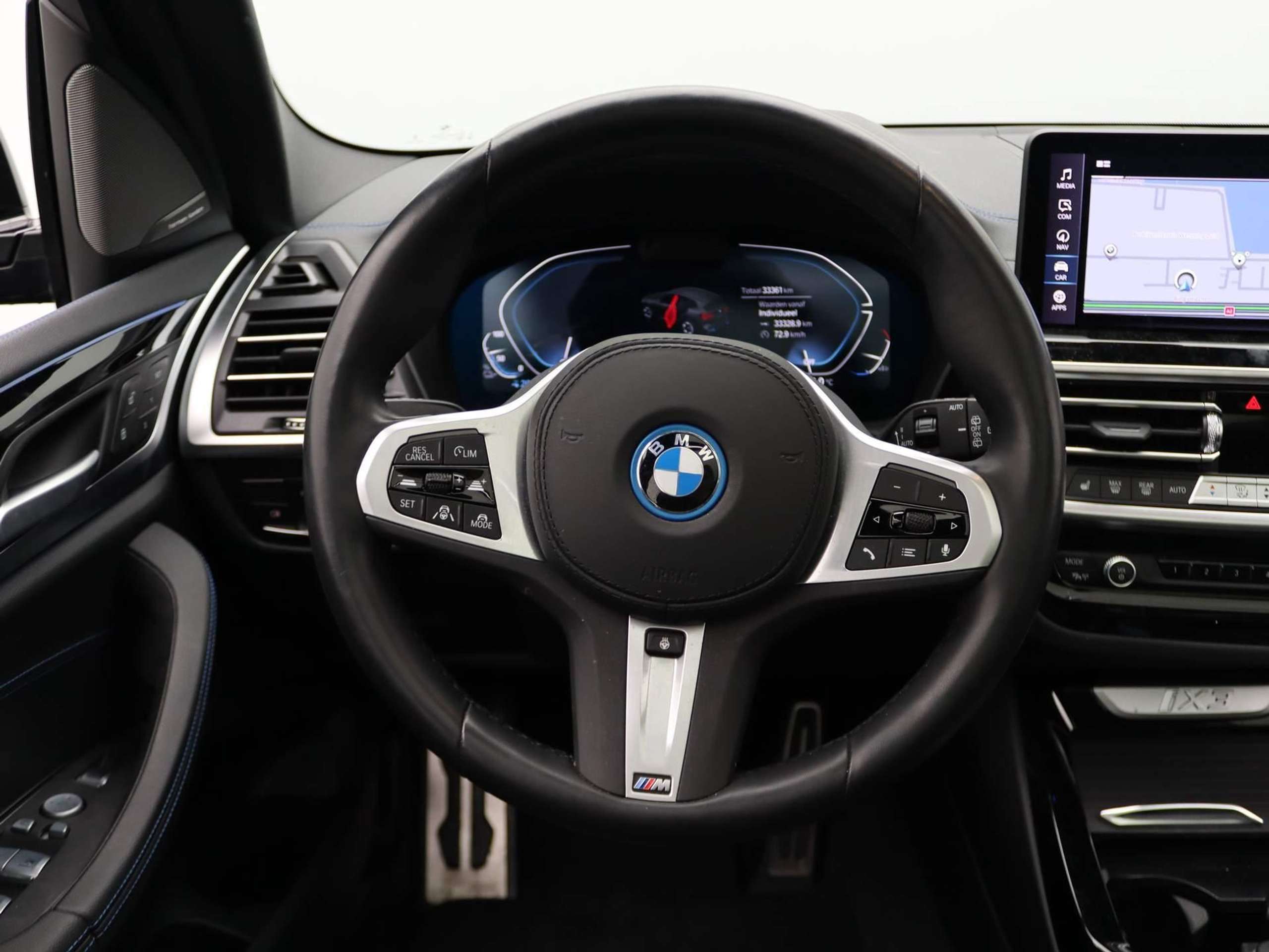 BMW - iX3