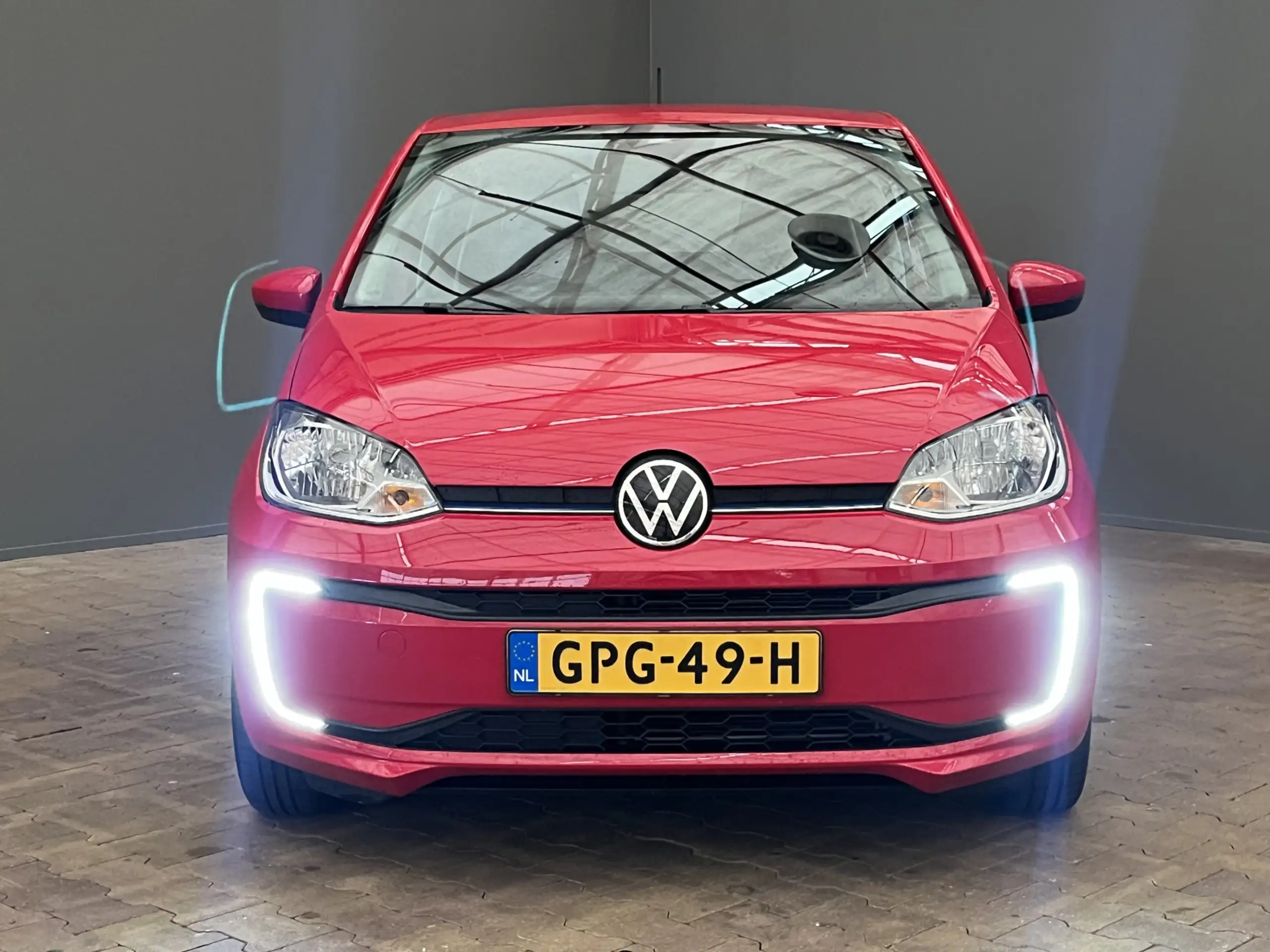 Volkswagen - e-up!