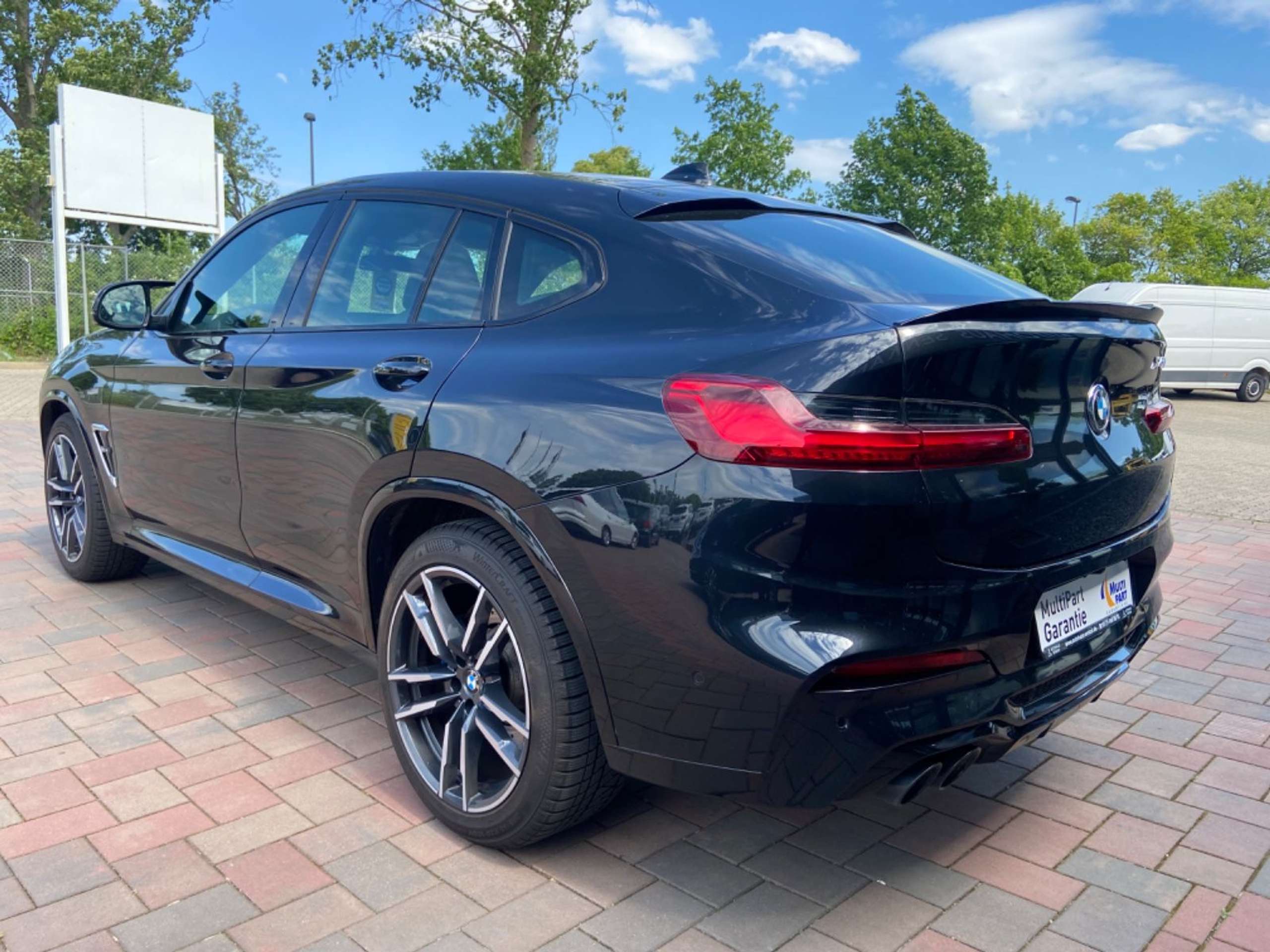 BMW - X4 M