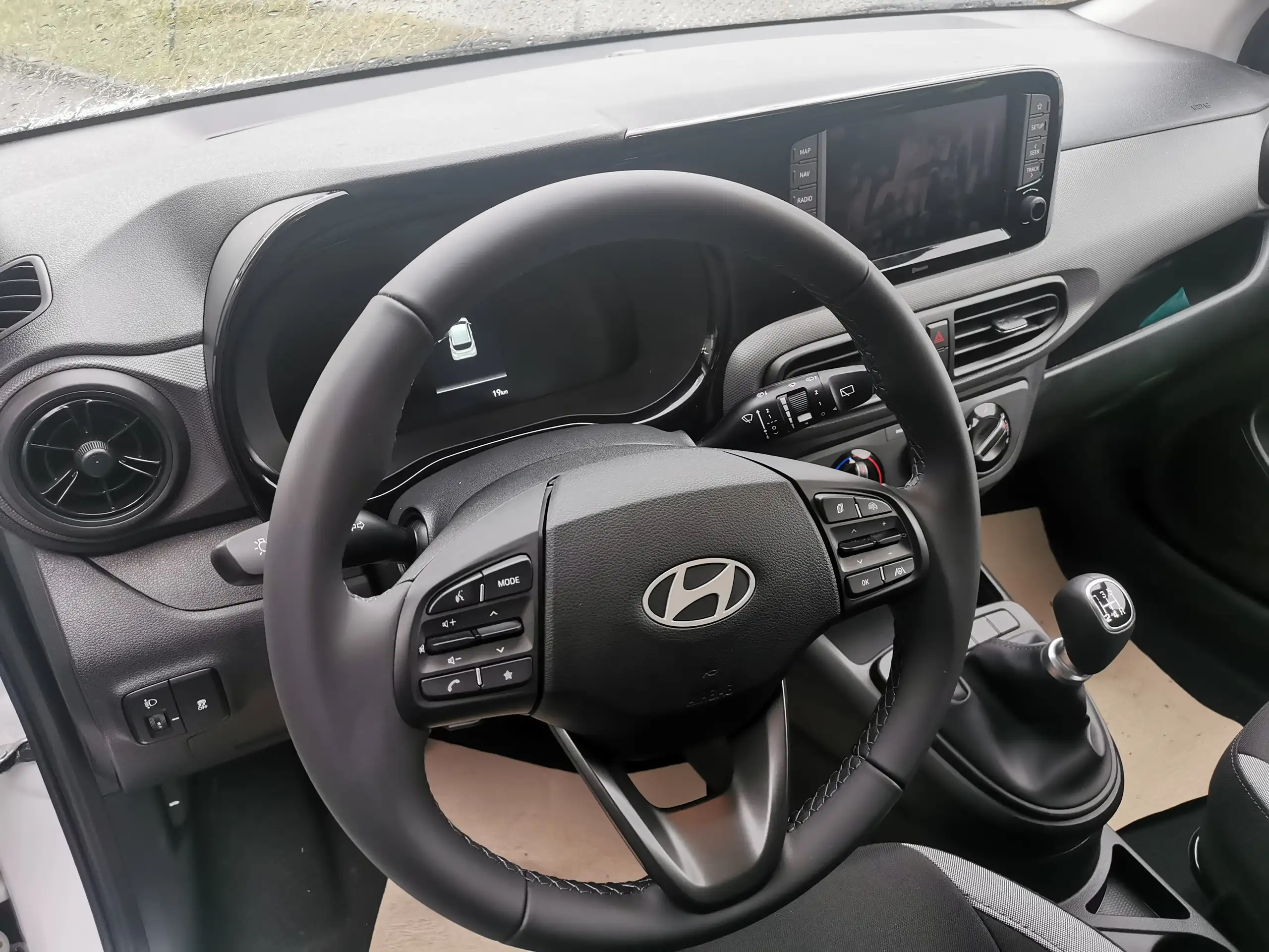 Hyundai - i10