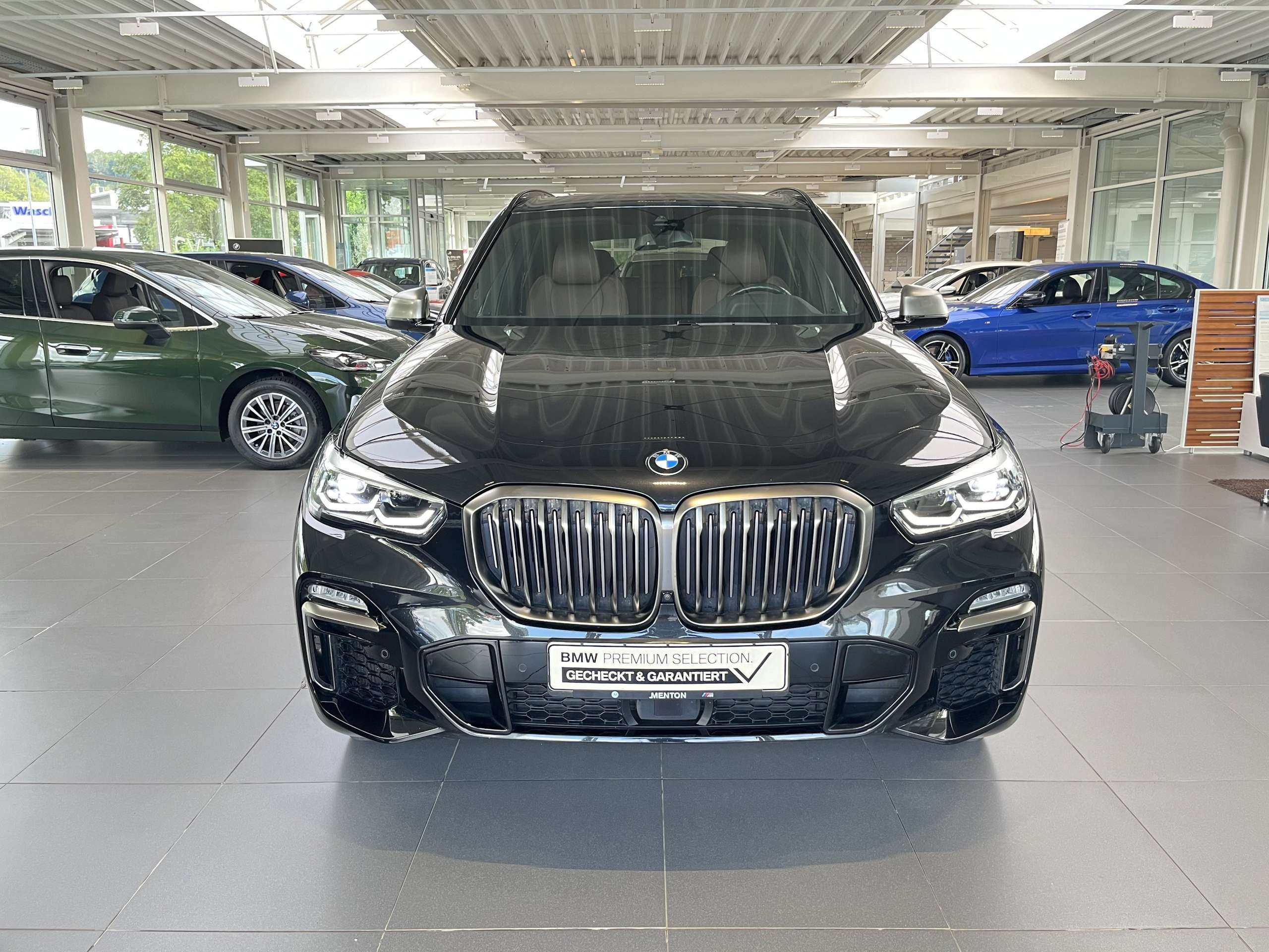 BMW - X5 M