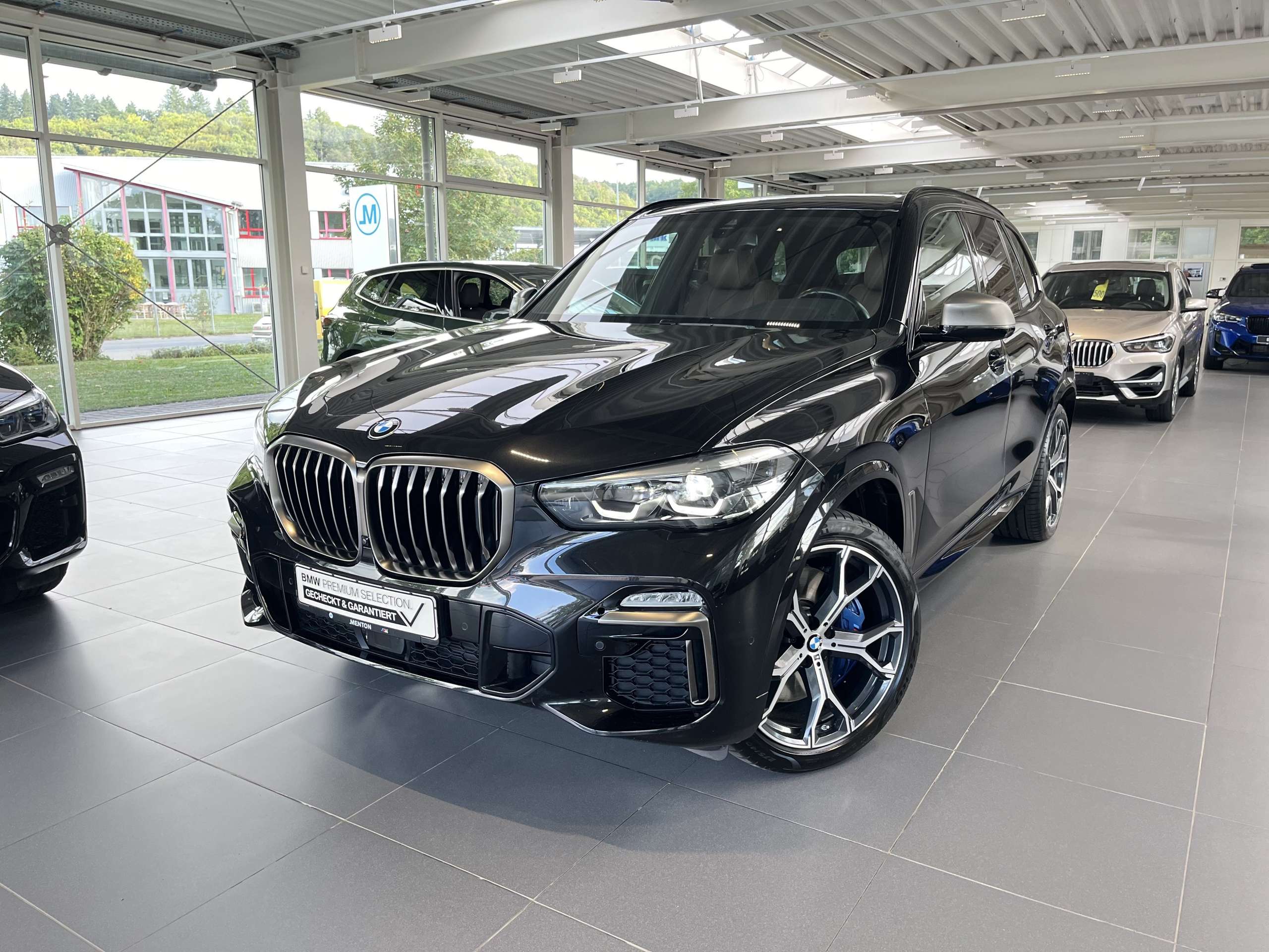 BMW - X5 M