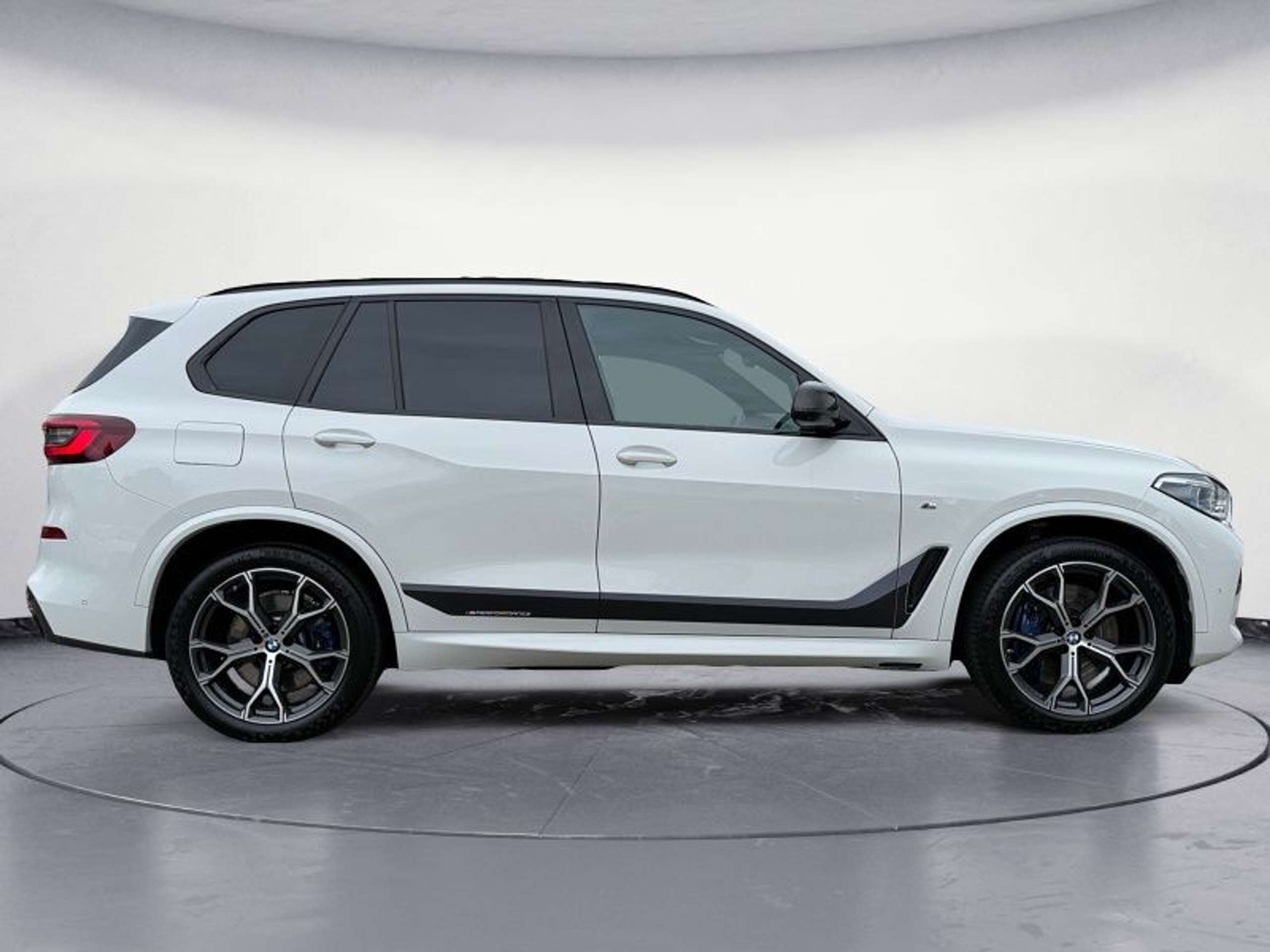 BMW - X5 M