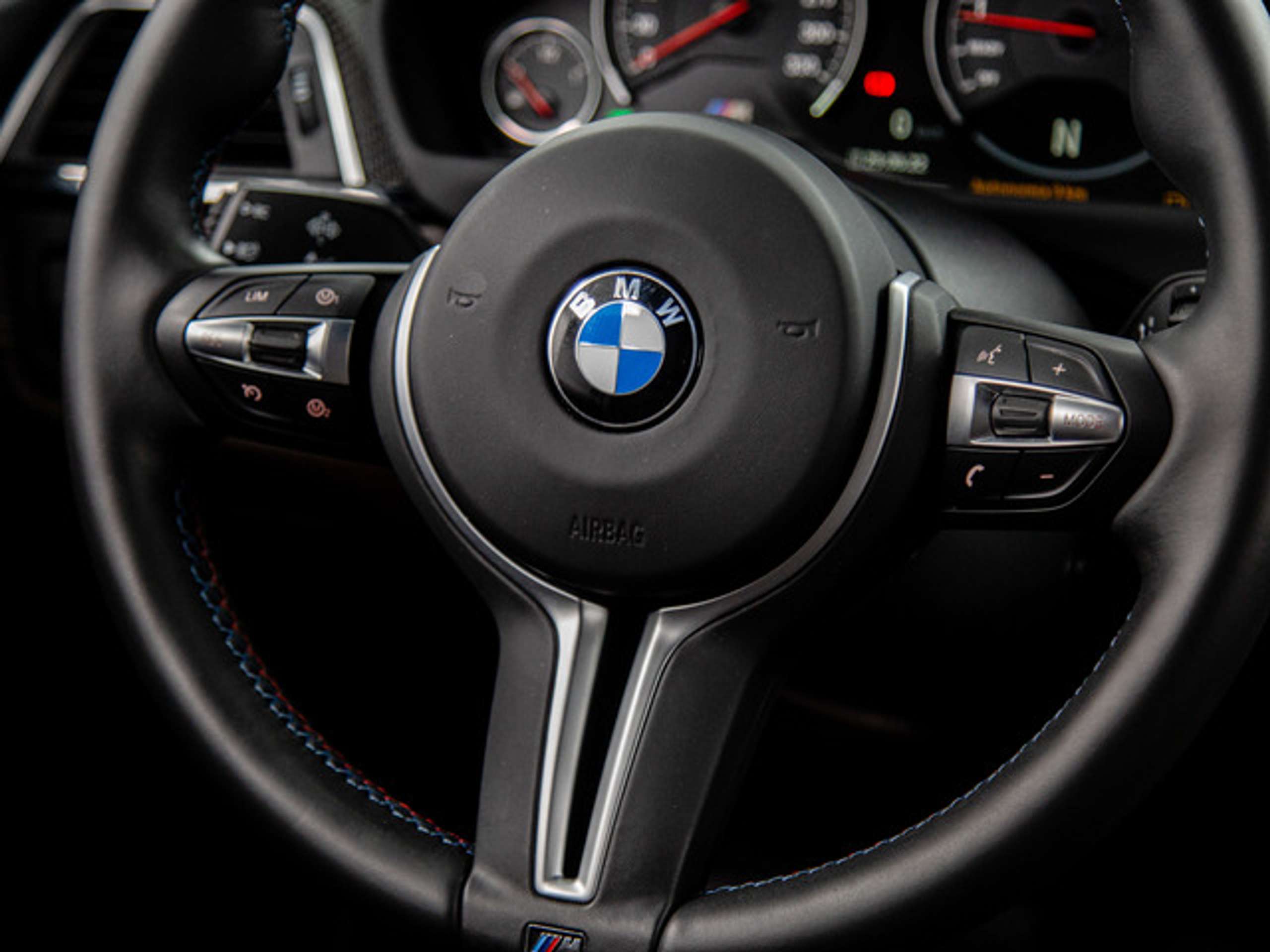 BMW - M4