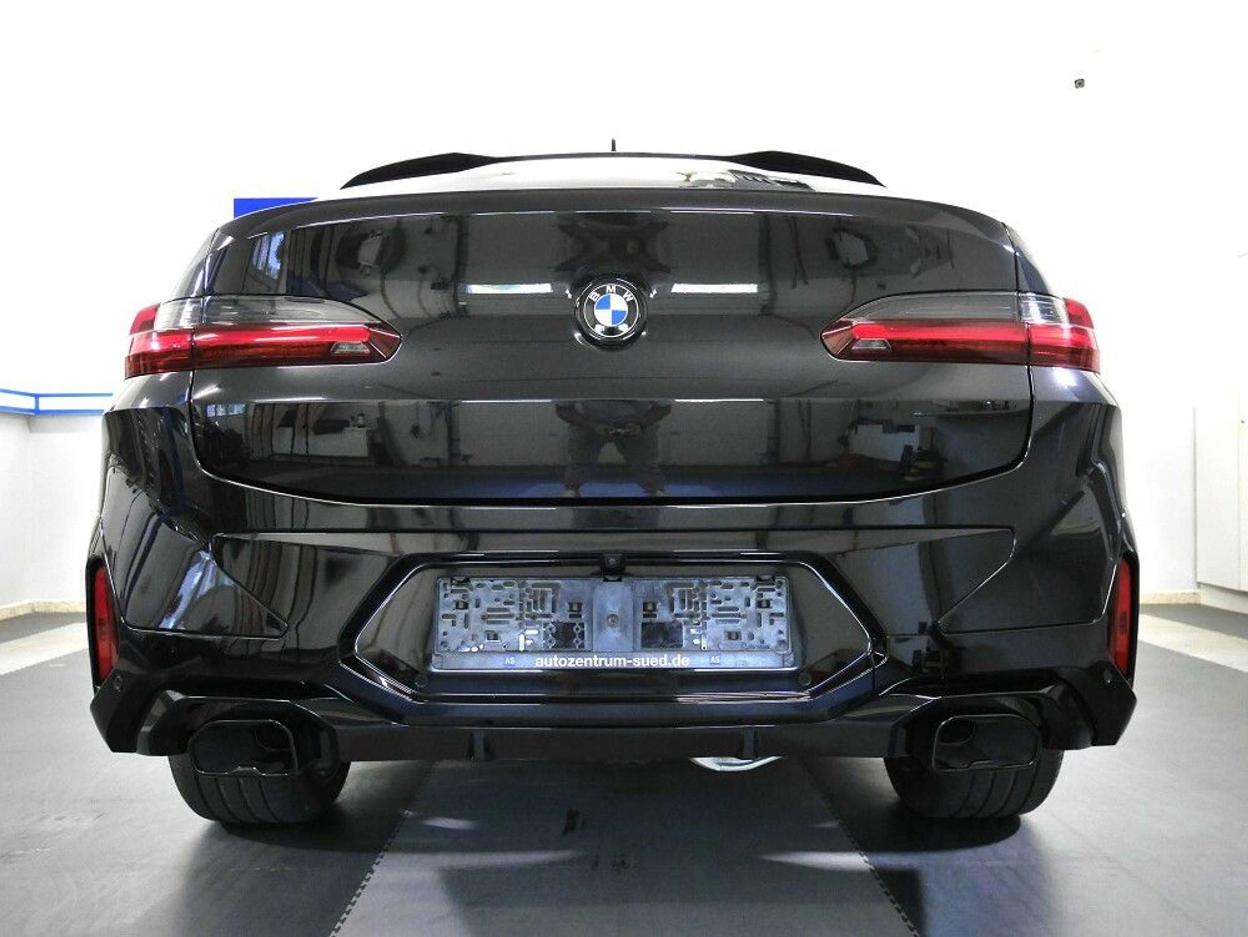 BMW - X4 M