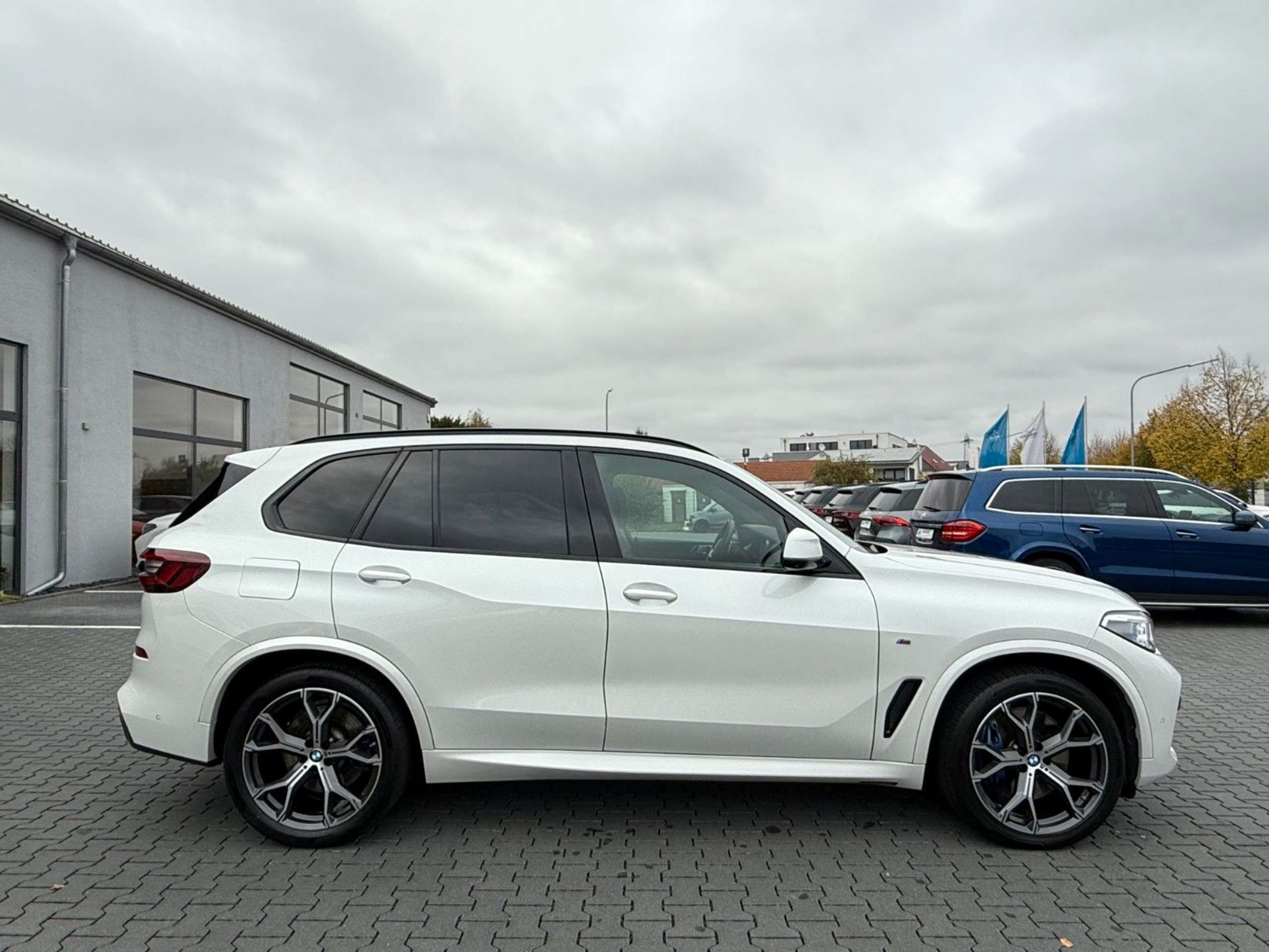 BMW - X5 M